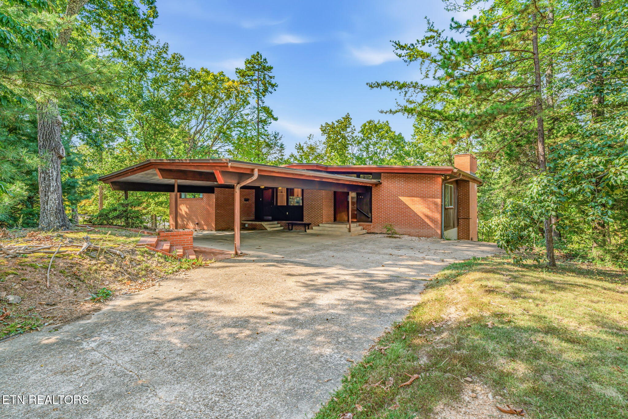 106 Elliott Circle Oak Ridge TN 37830