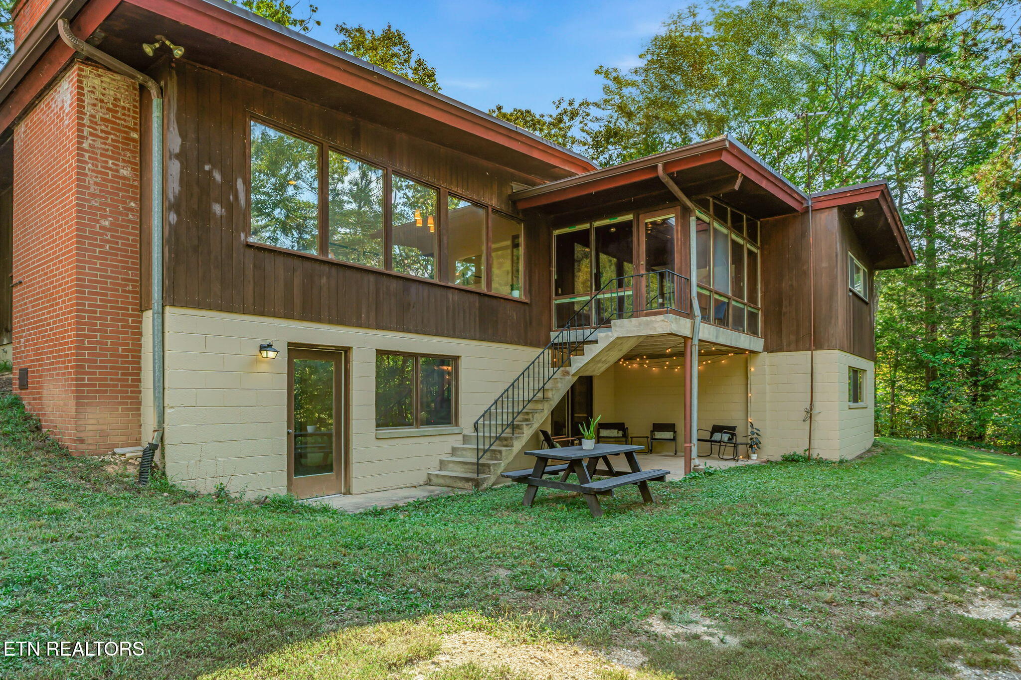 106 Elliott Circle Oak Ridge TN 37830