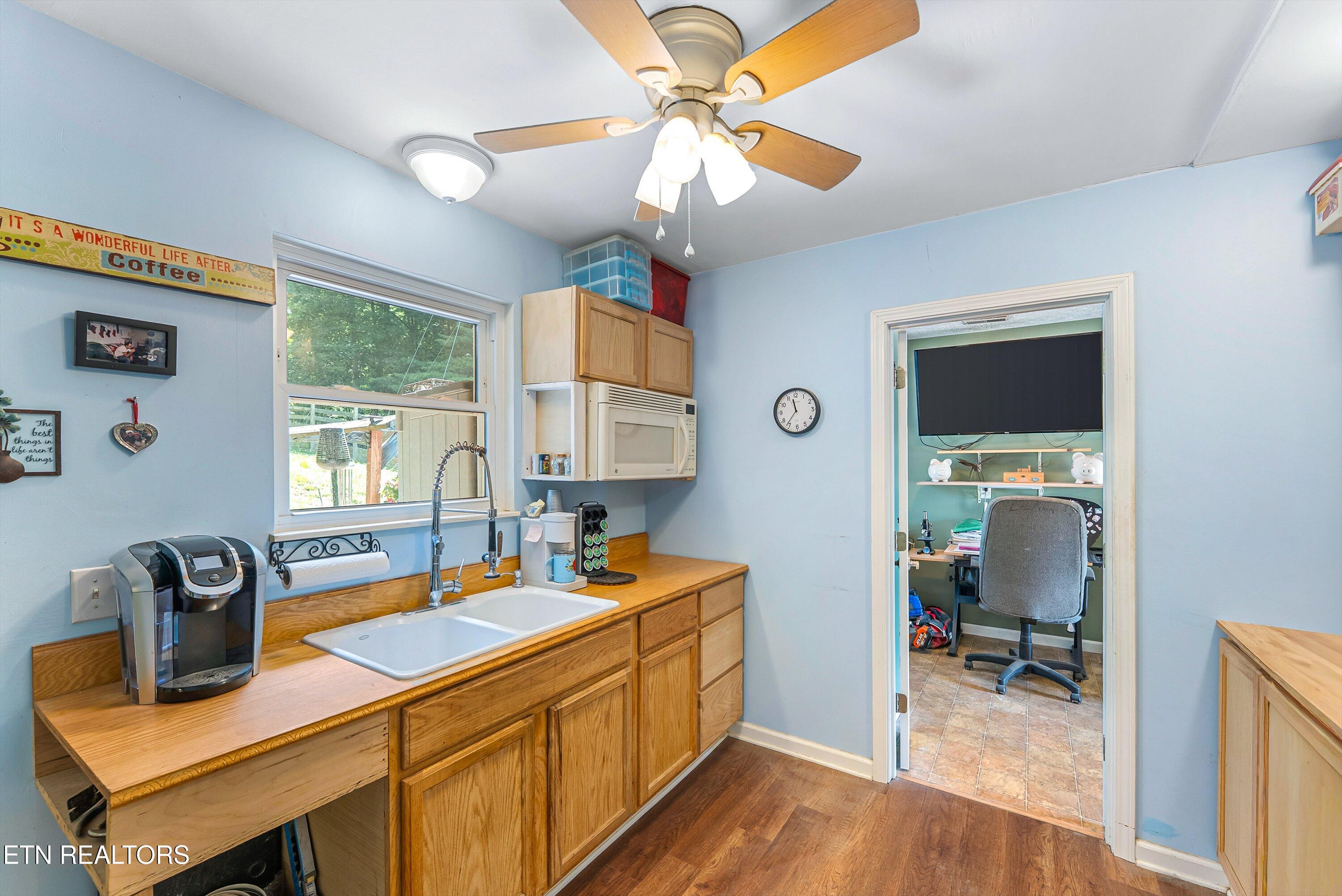 131 Delozier Lane Rockwood TN 37854