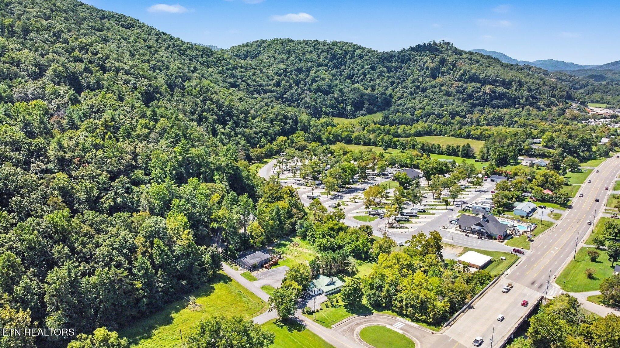 3110 Priscilla Heights Lane Pigeon Forge TN 37862