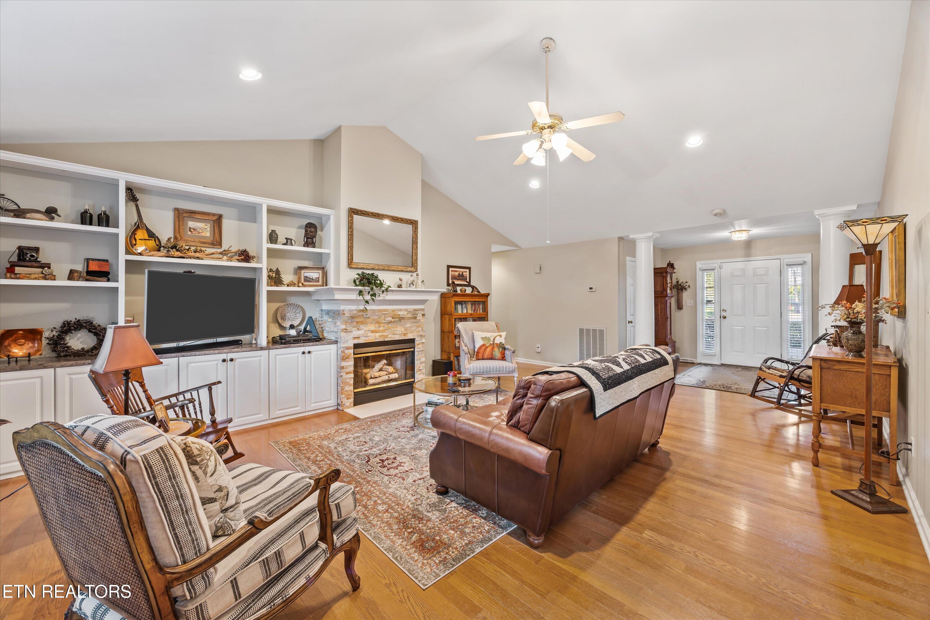 3220 Roanoke Circle Knoxville TN 37920