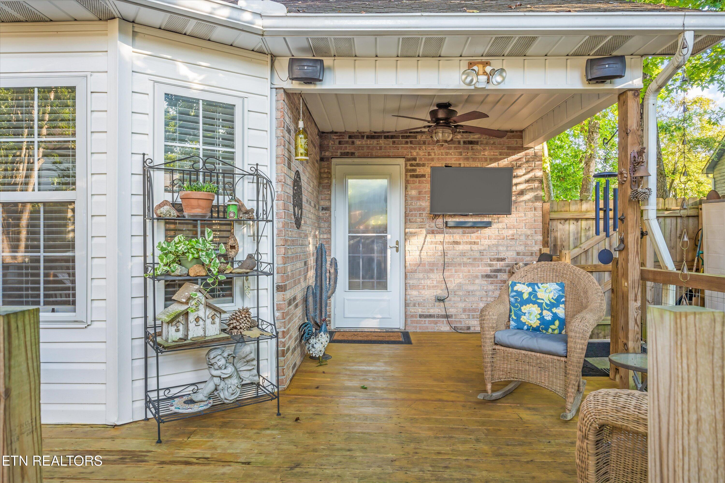 3220 Roanoke Circle Knoxville TN 37920
