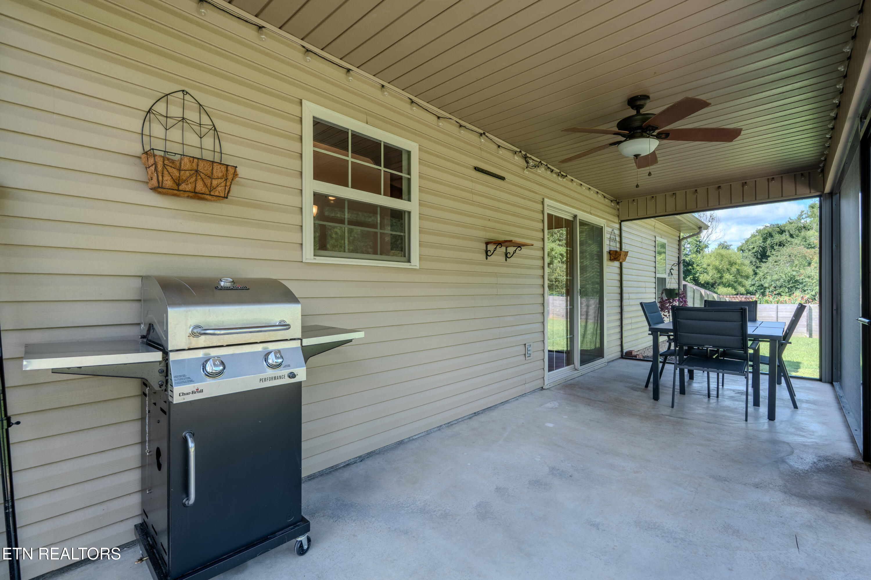 2043 Bill Hicks Drive Seymour TN 37865