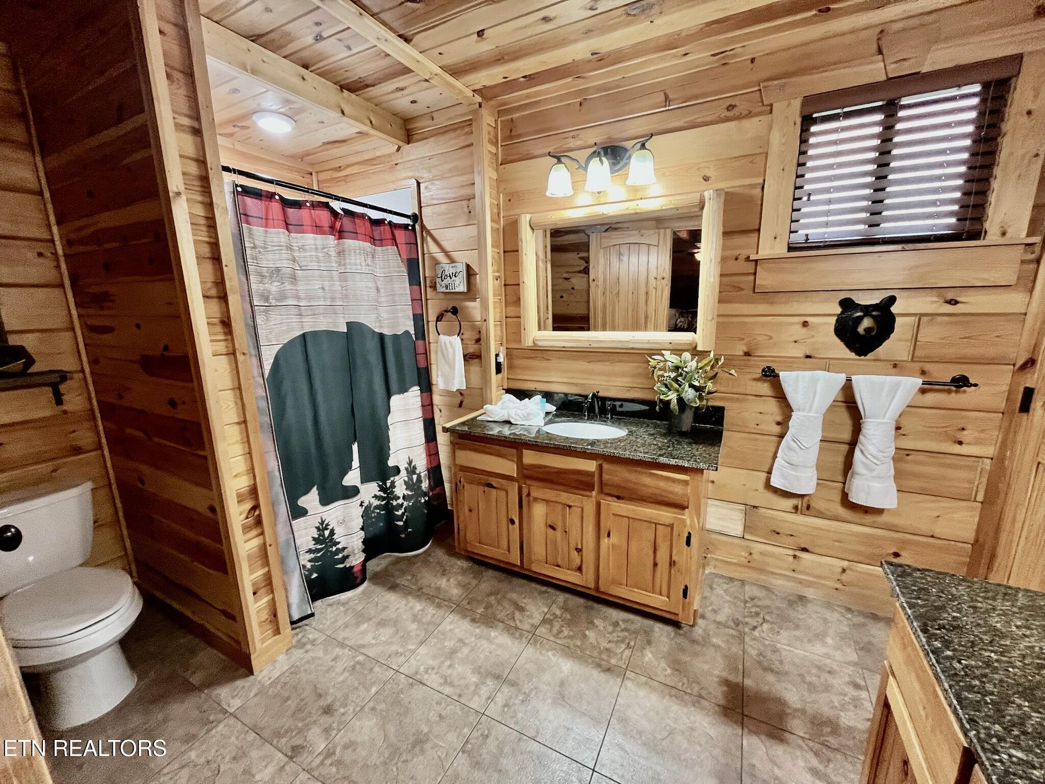 131 White Oak Resort Way Gatlinburg TN 37738