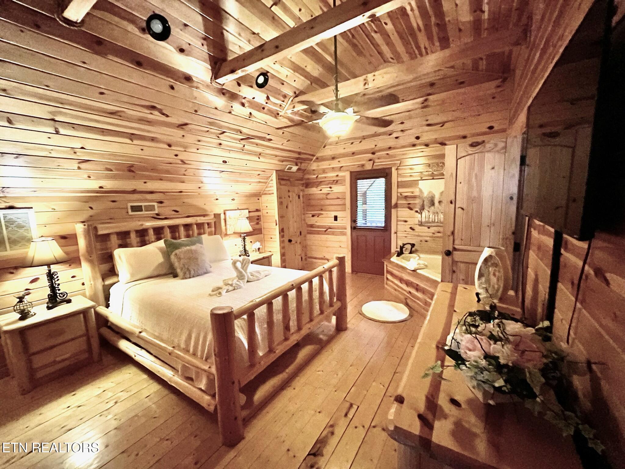 131 White Oak Resort Way Gatlinburg TN 37738