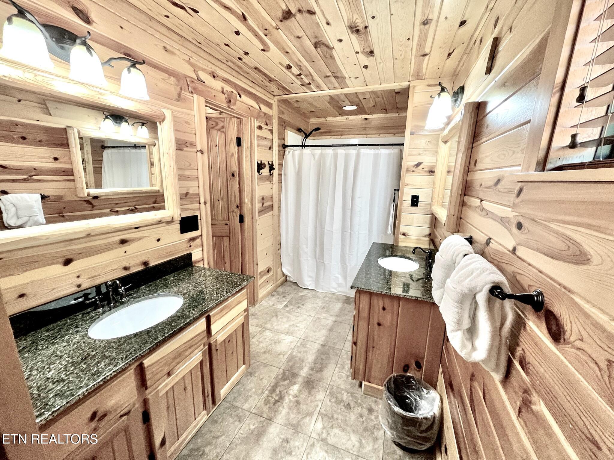 131 White Oak Resort Way Gatlinburg TN 37738