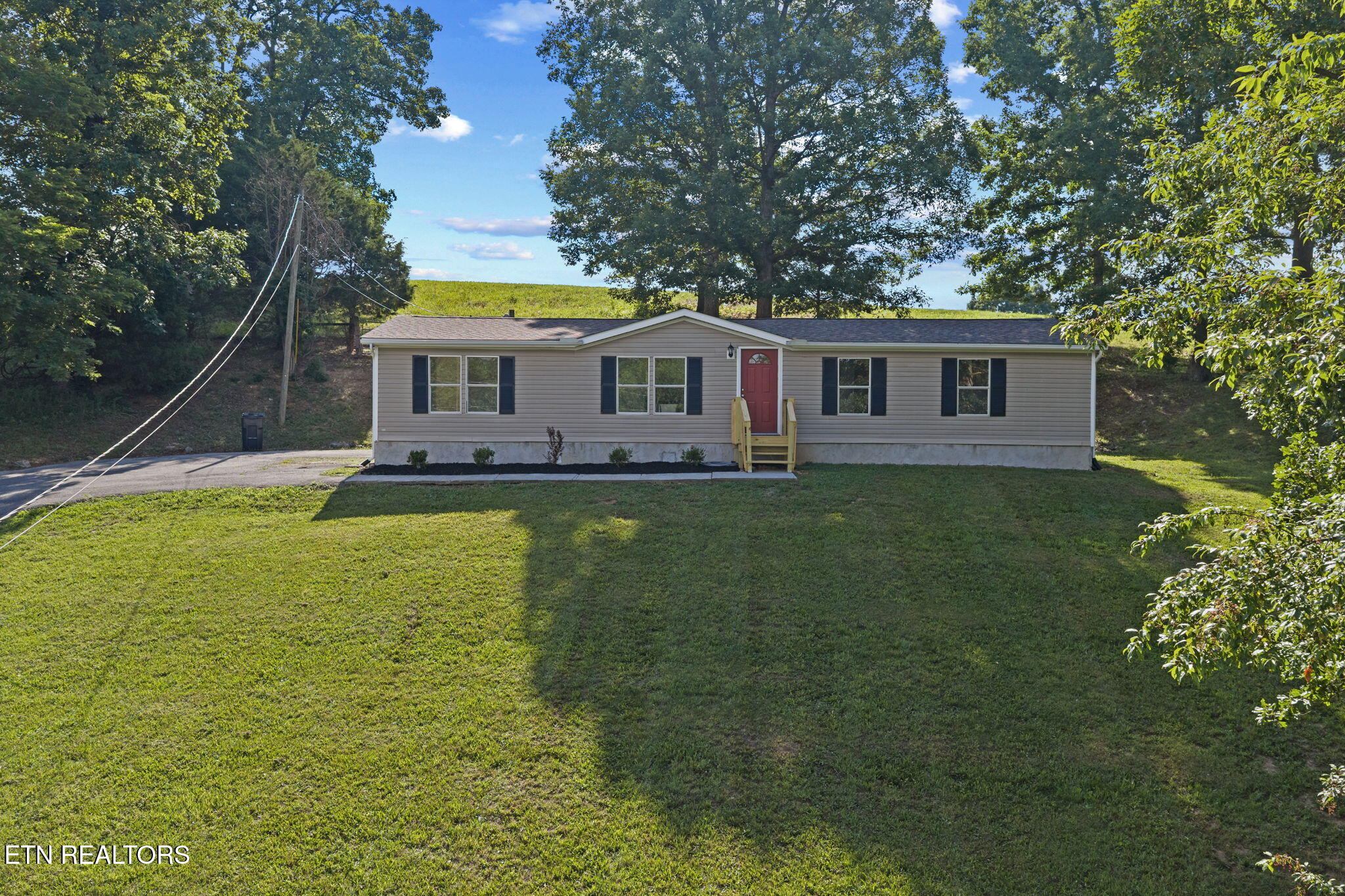 2132 Pryors Passing Morristown TN 37813