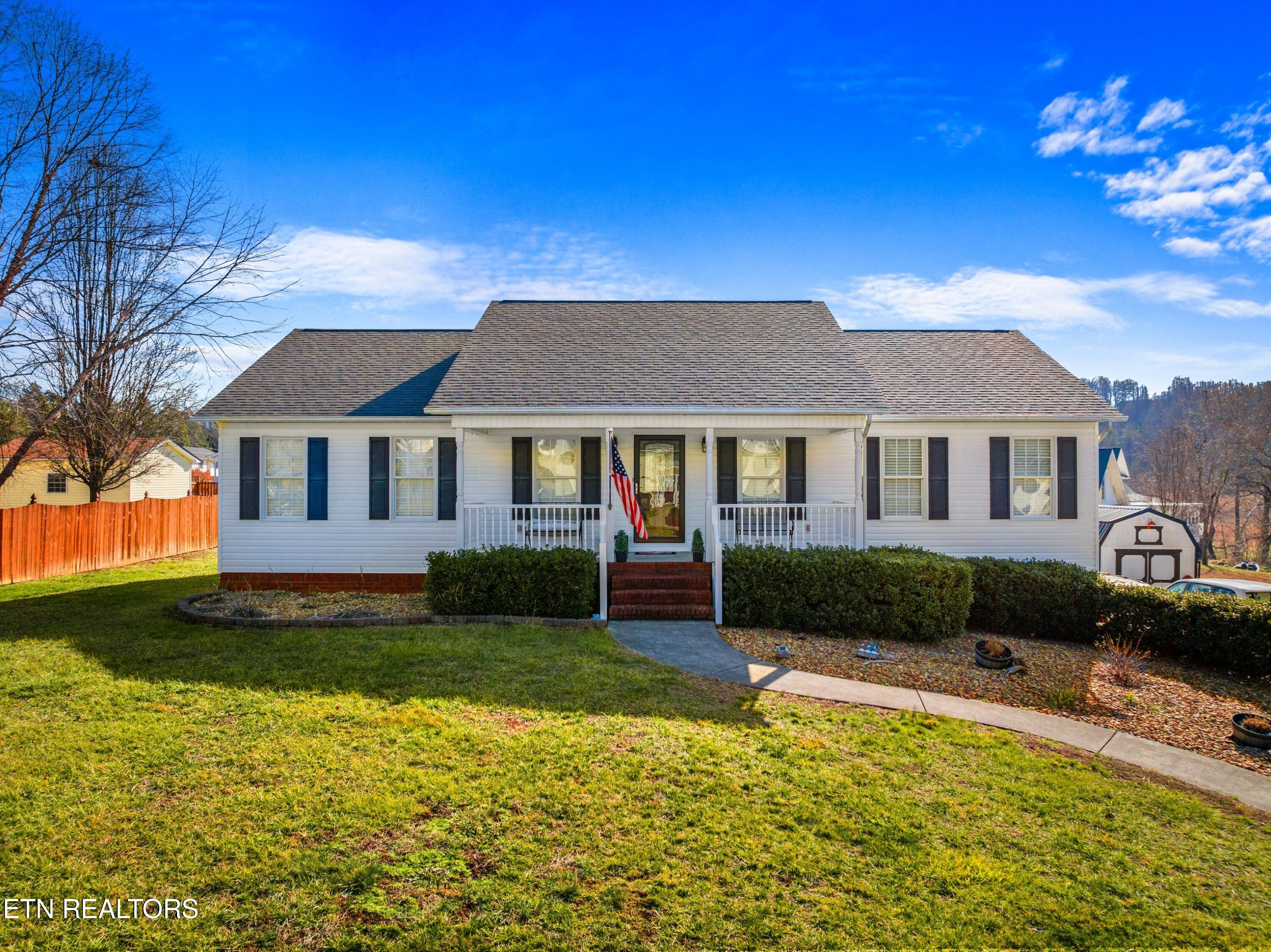 807 Mockingbird Court Mount Carmel TN 37645