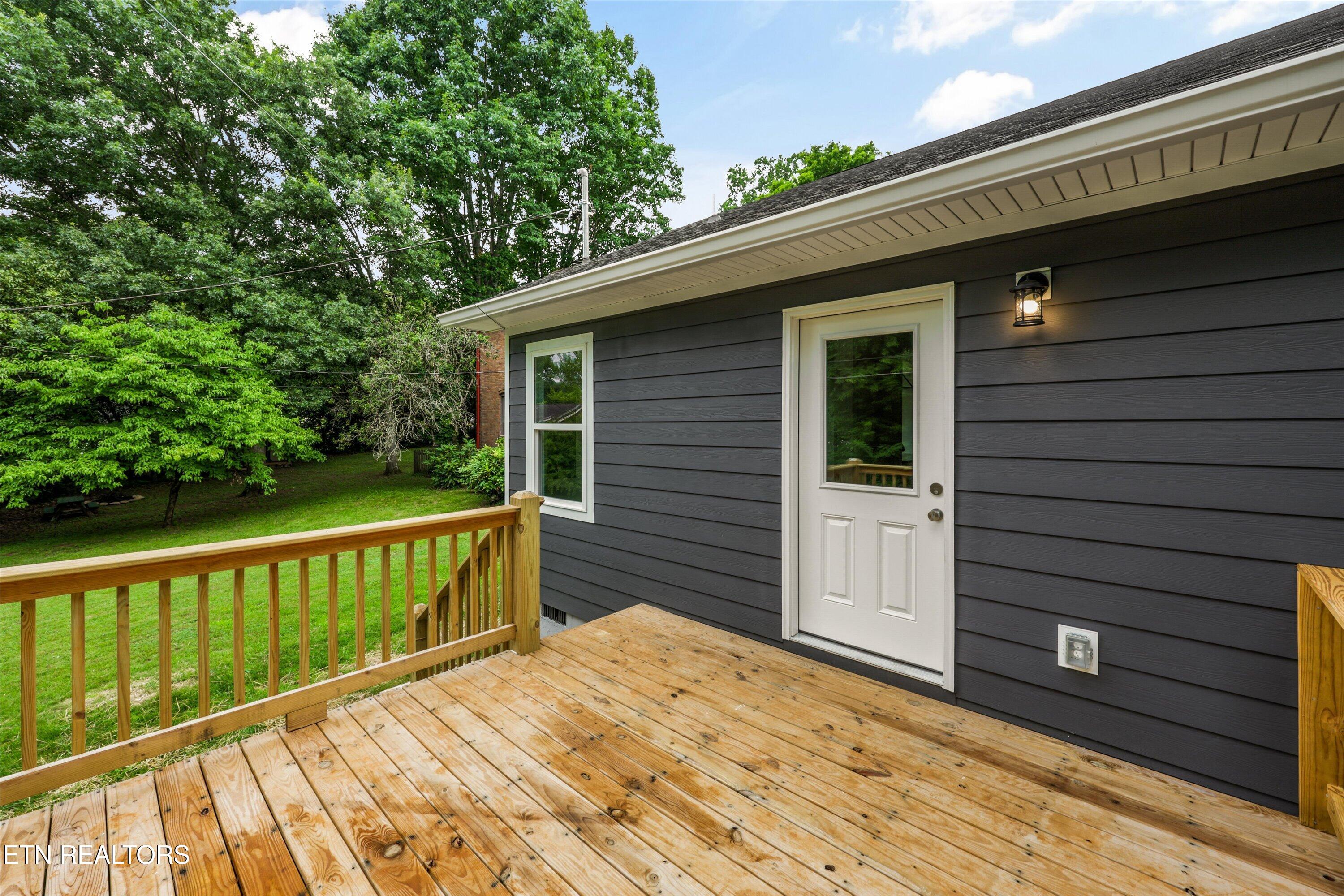 134 Woodlawn Pike Knoxville TN 37920