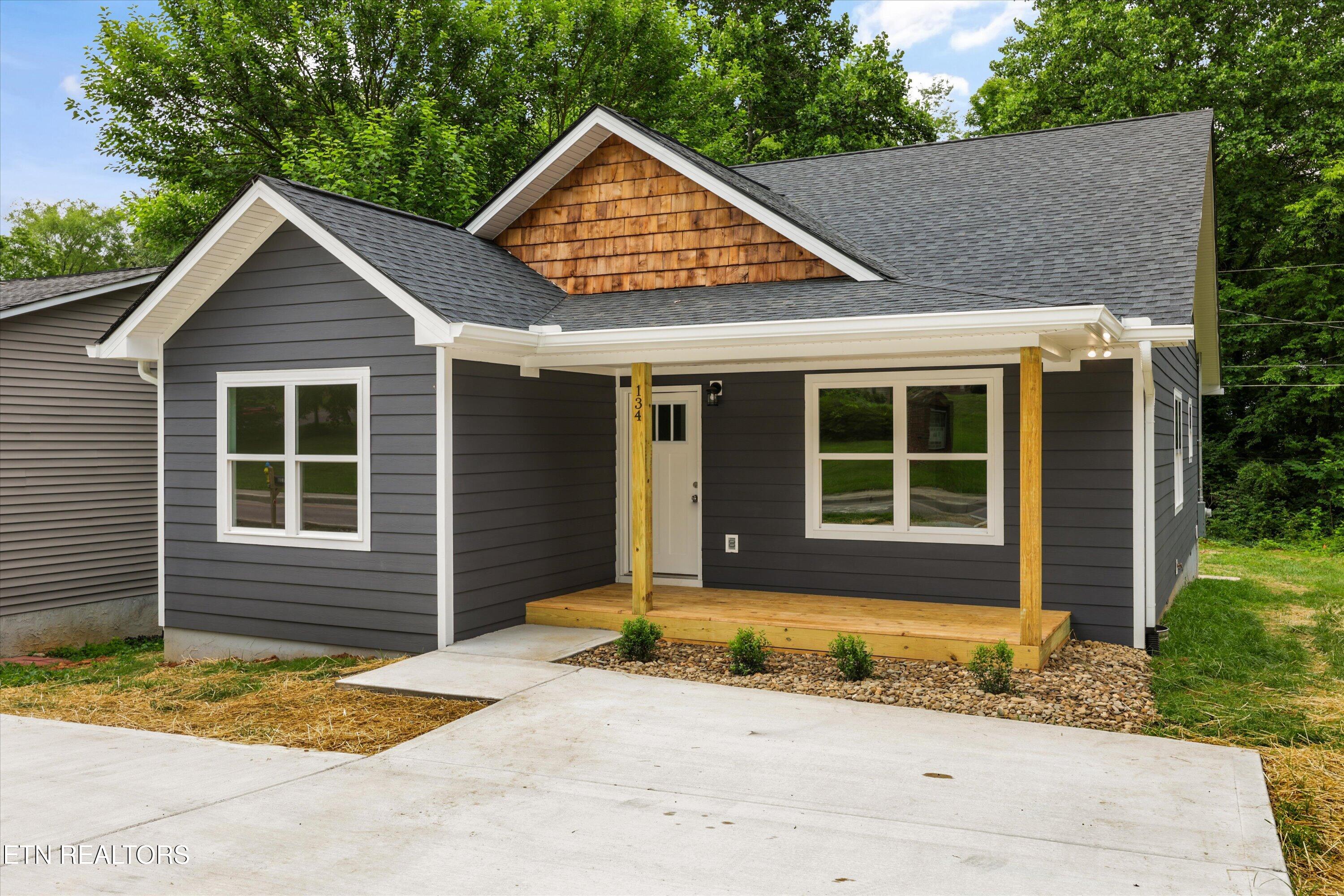 134 Woodlawn Pike Knoxville TN 37920