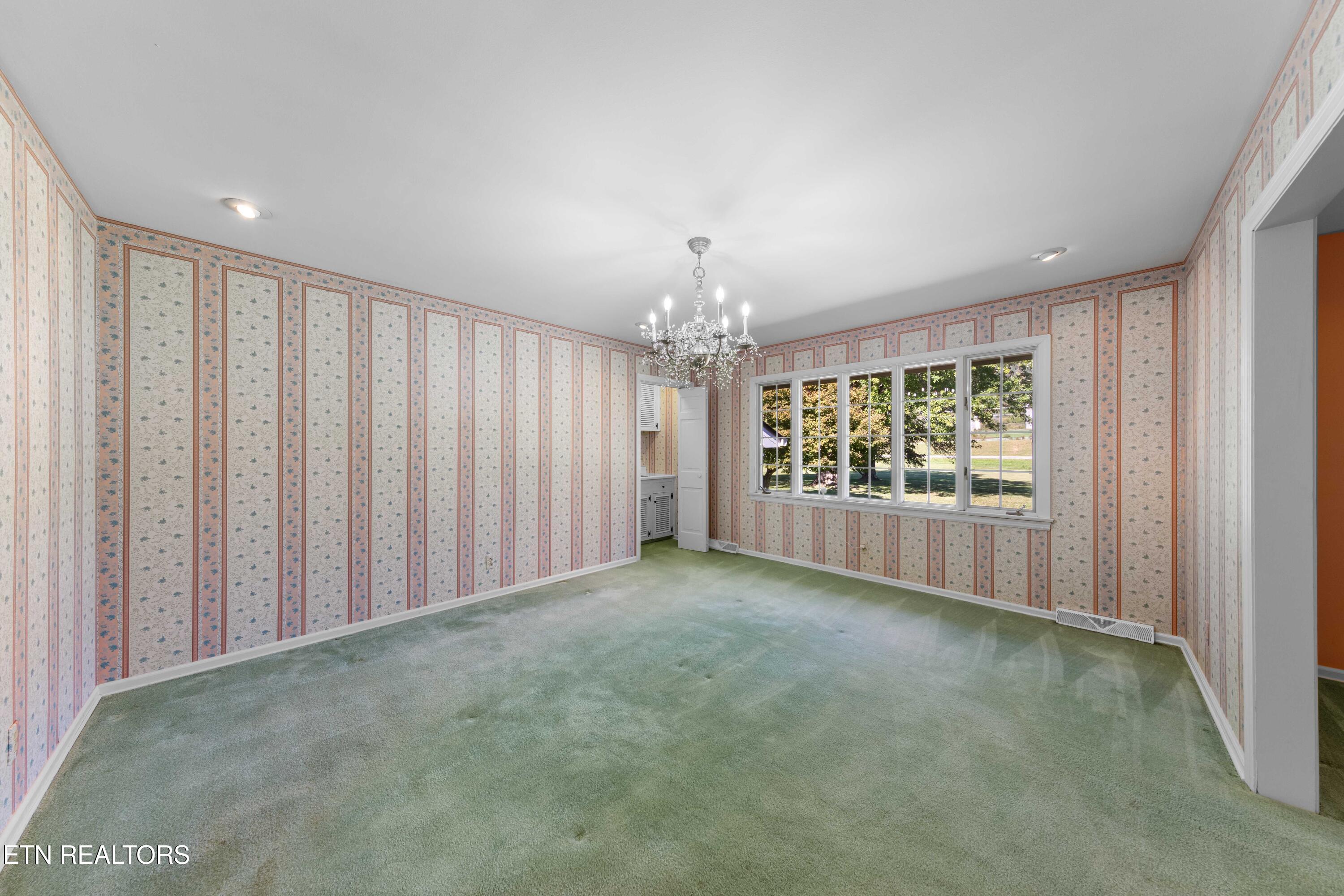 186 Shetland Road Lafollette TN 37766