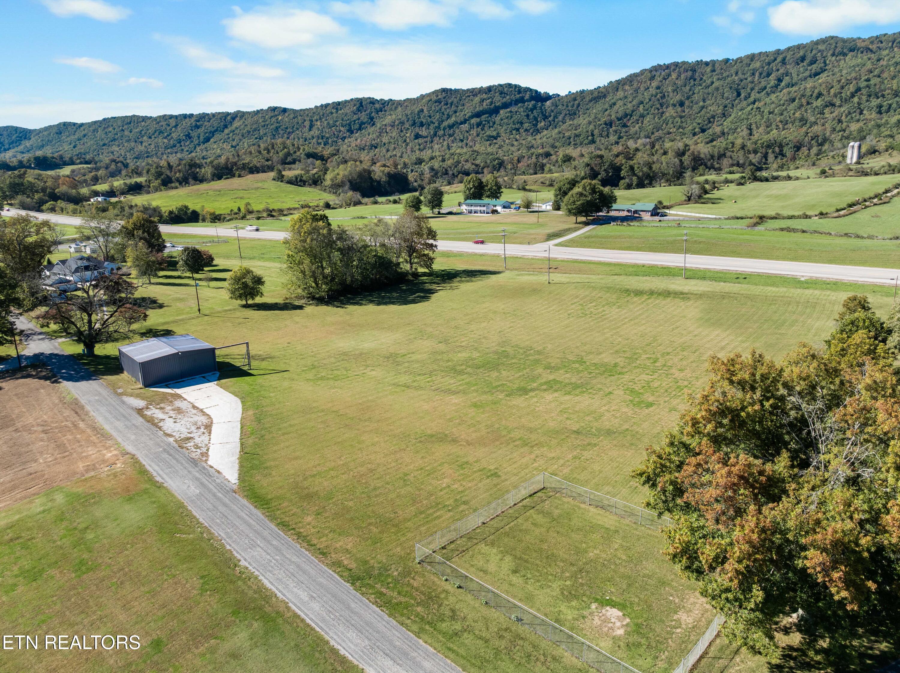 186 Shetland Road Lafollette TN 37766