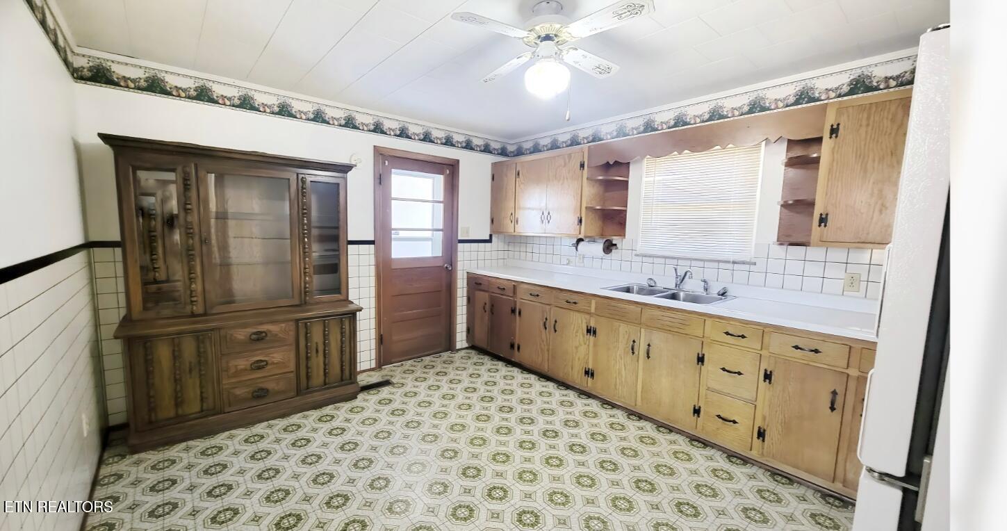 1585 Hill Road Newport TN 37821