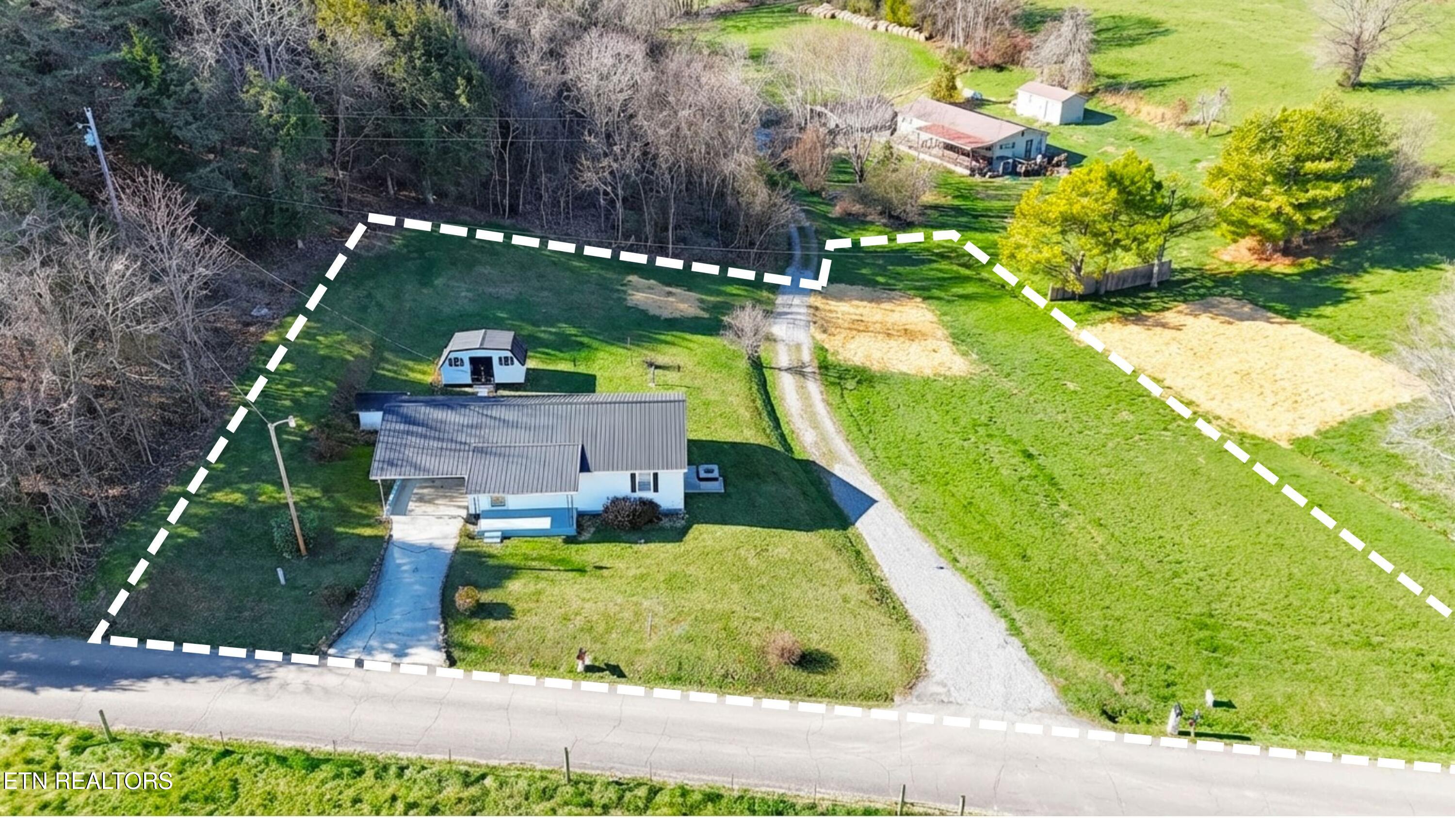 1585 Hill Road Newport TN 37821