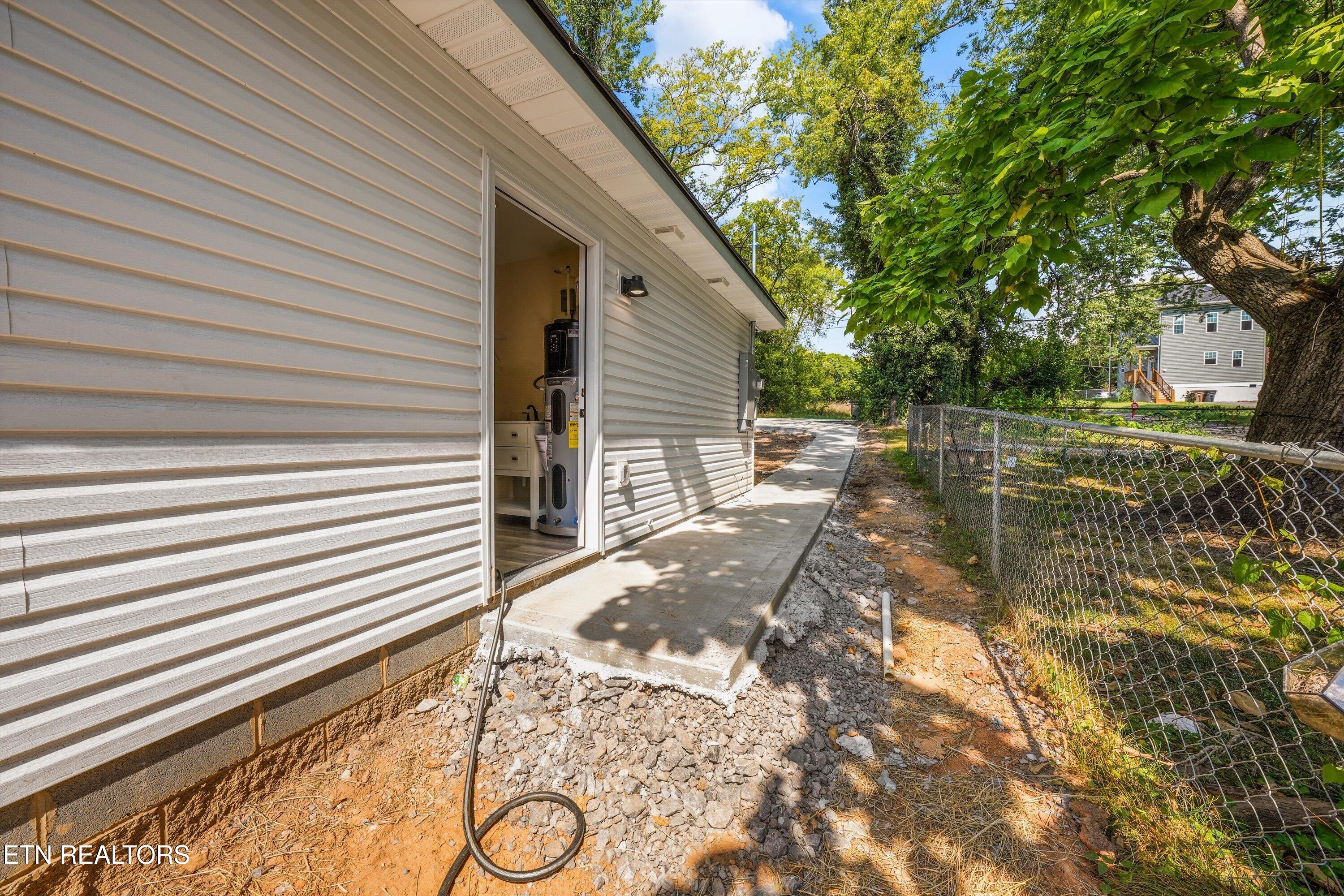 1505 Beaumont Avenue Knoxville TN 37921