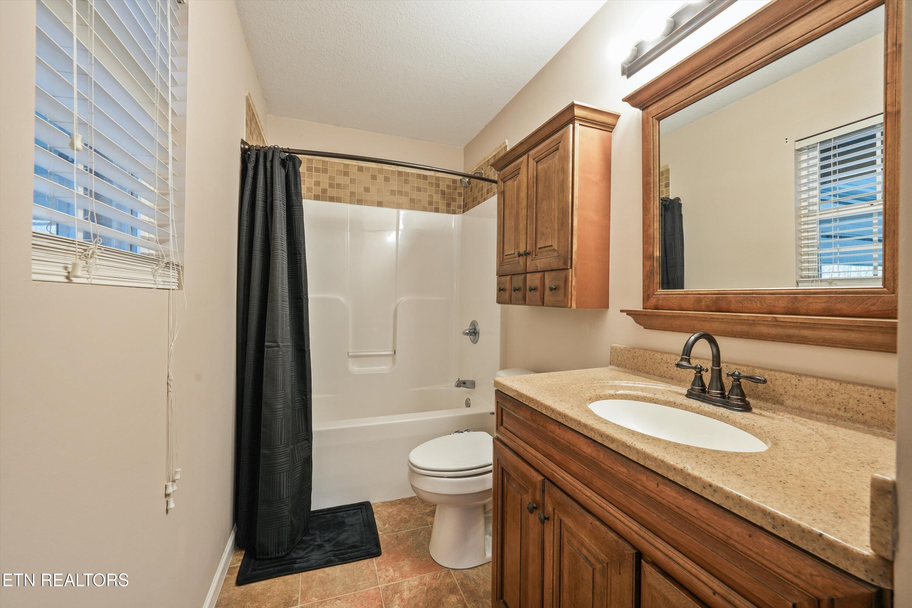 6236 Pleasant Ridge Road Knoxville TN 37912