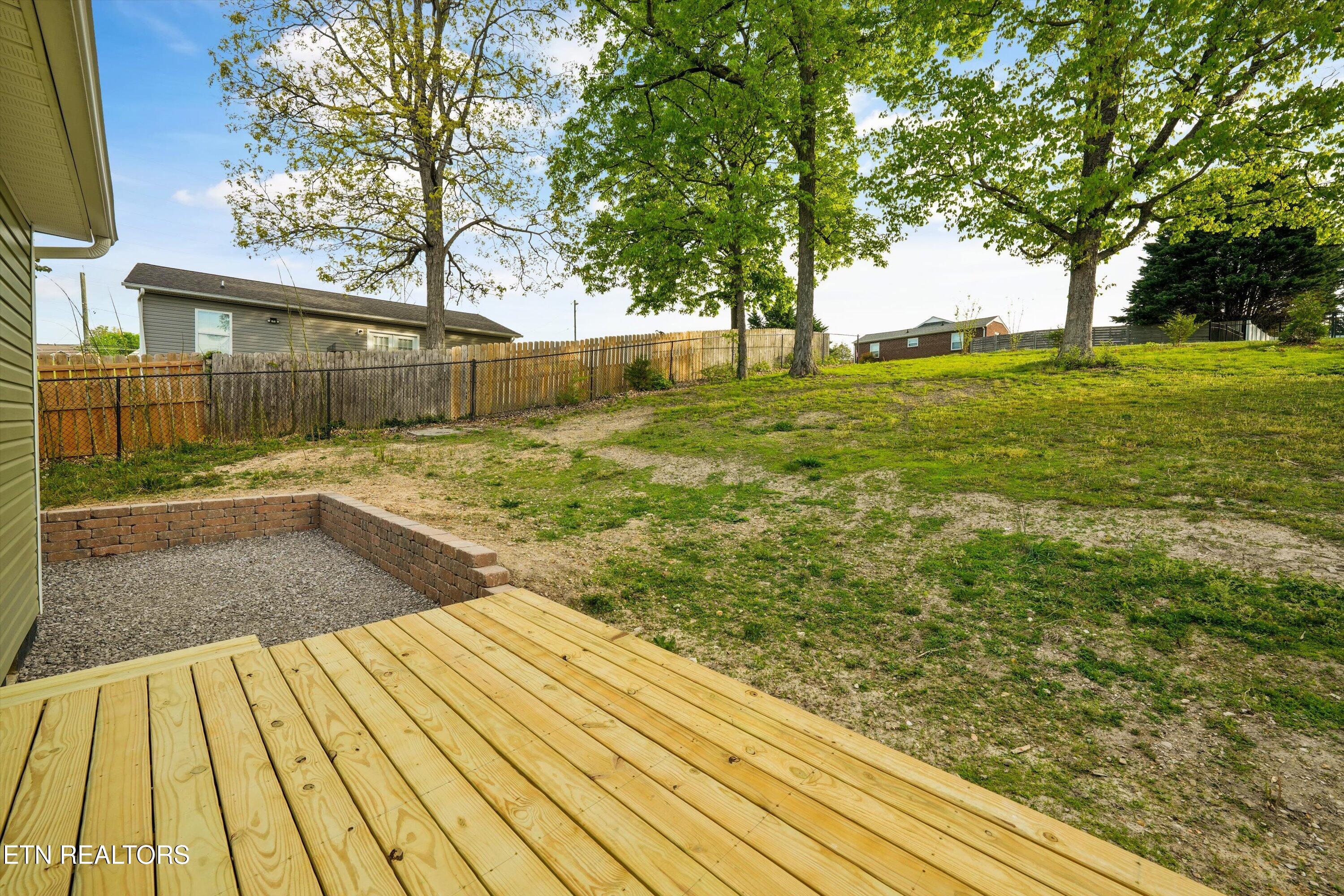 6236 Pleasant Ridge Road Knoxville TN 37912