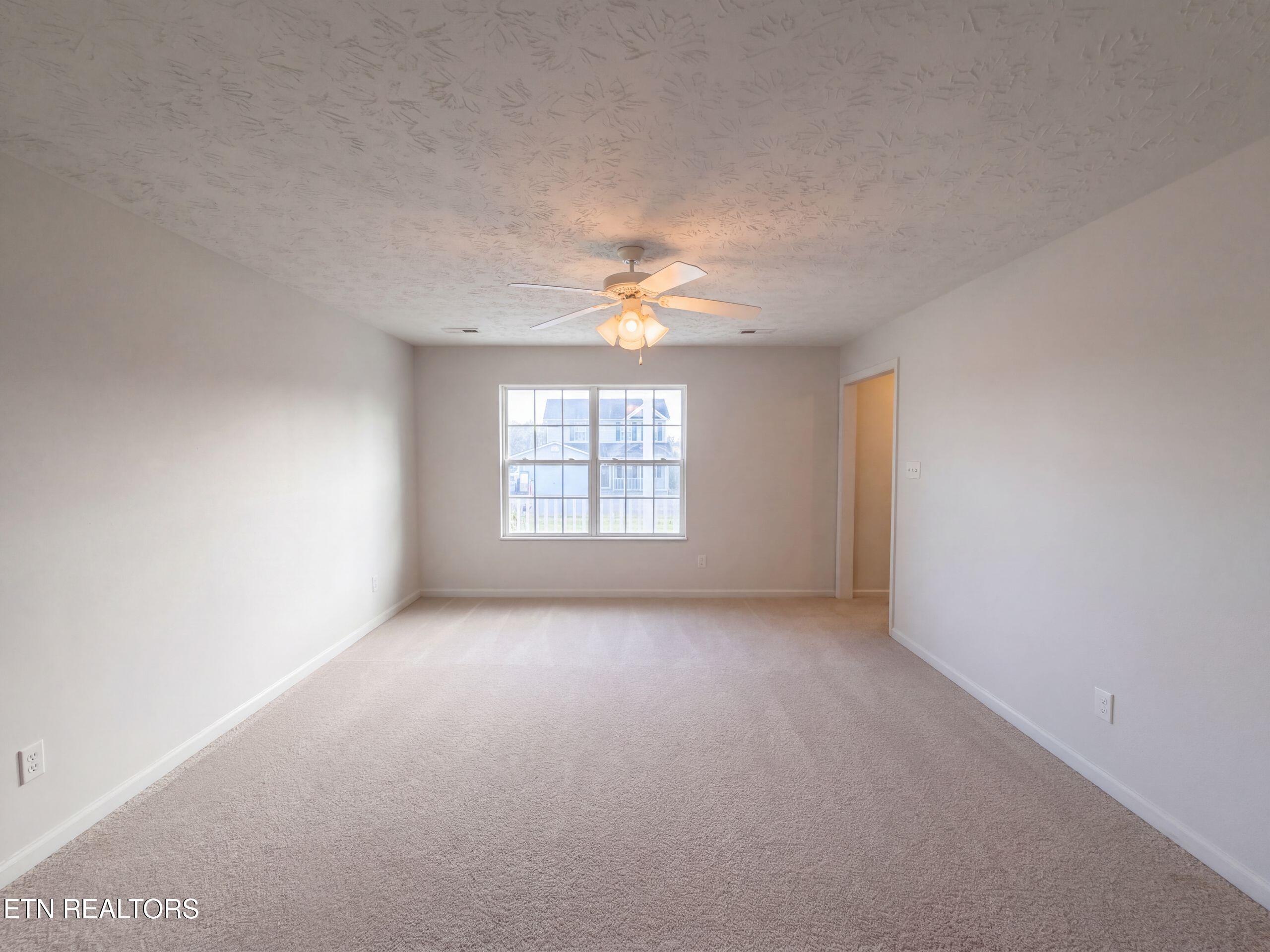 7111 Pinecroft Lane Knoxville TN 37914