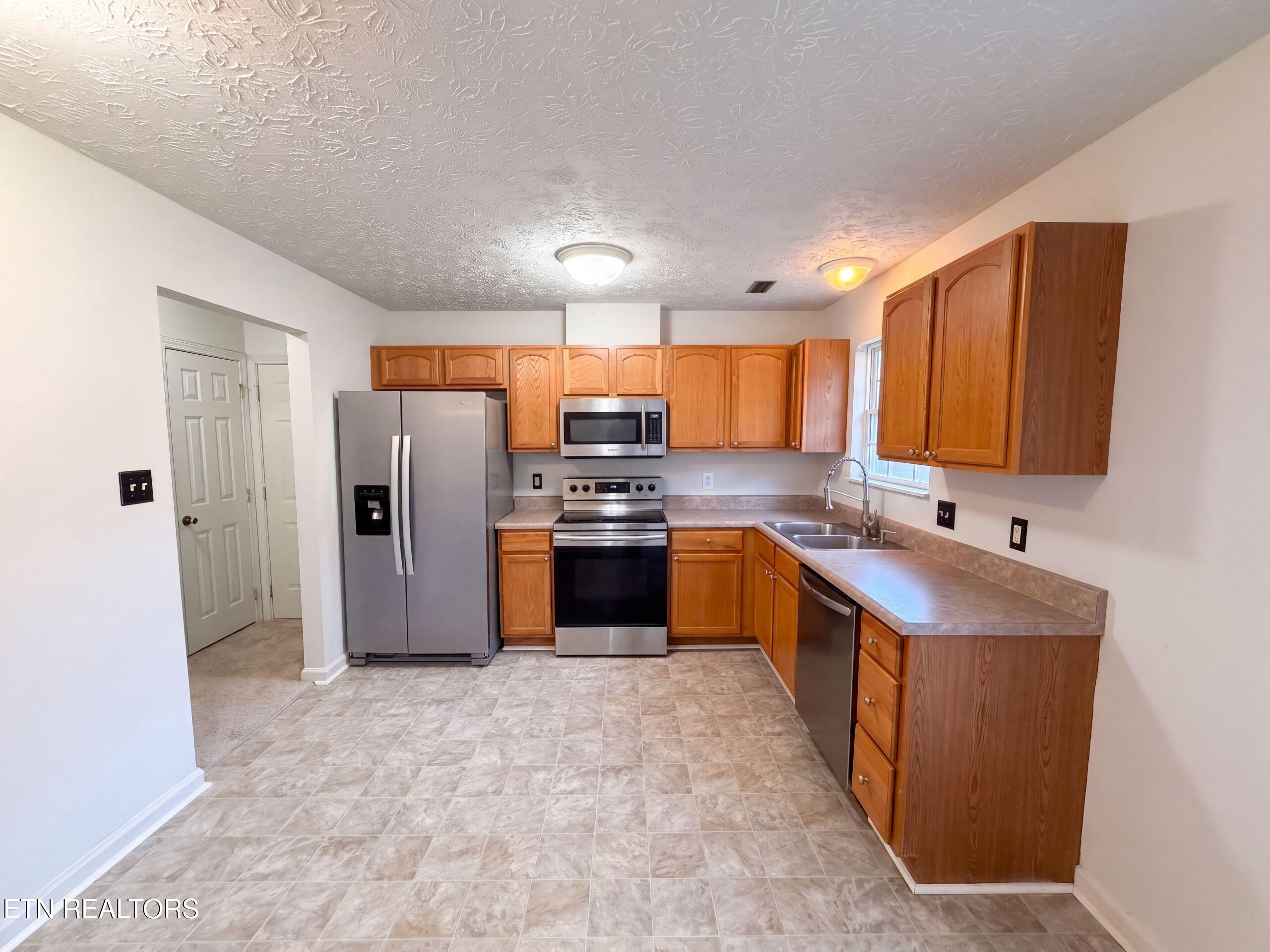 7111 Pinecroft Lane Knoxville TN 37914