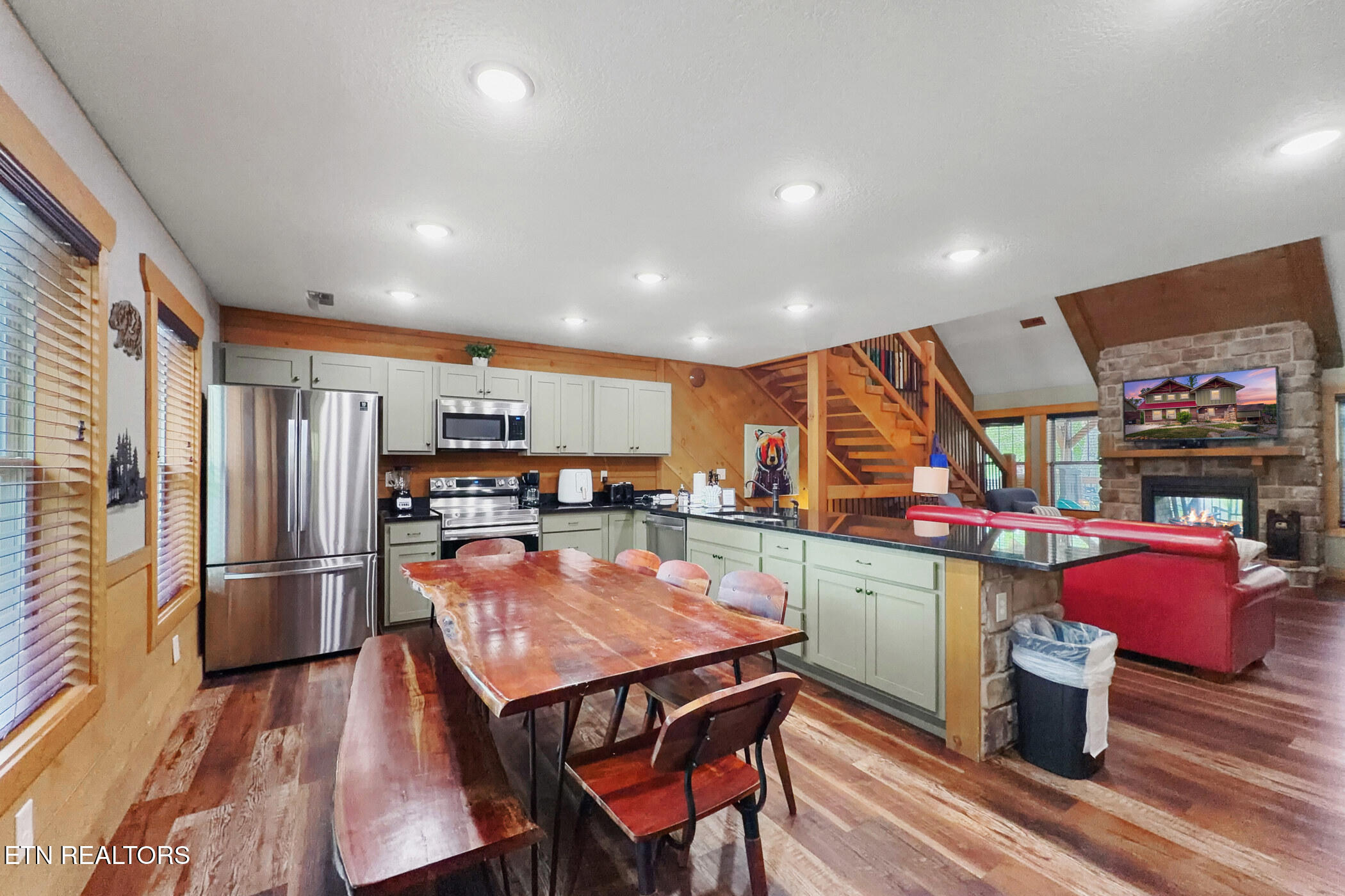906 Whittlers Way Gatlinburg TN 37738