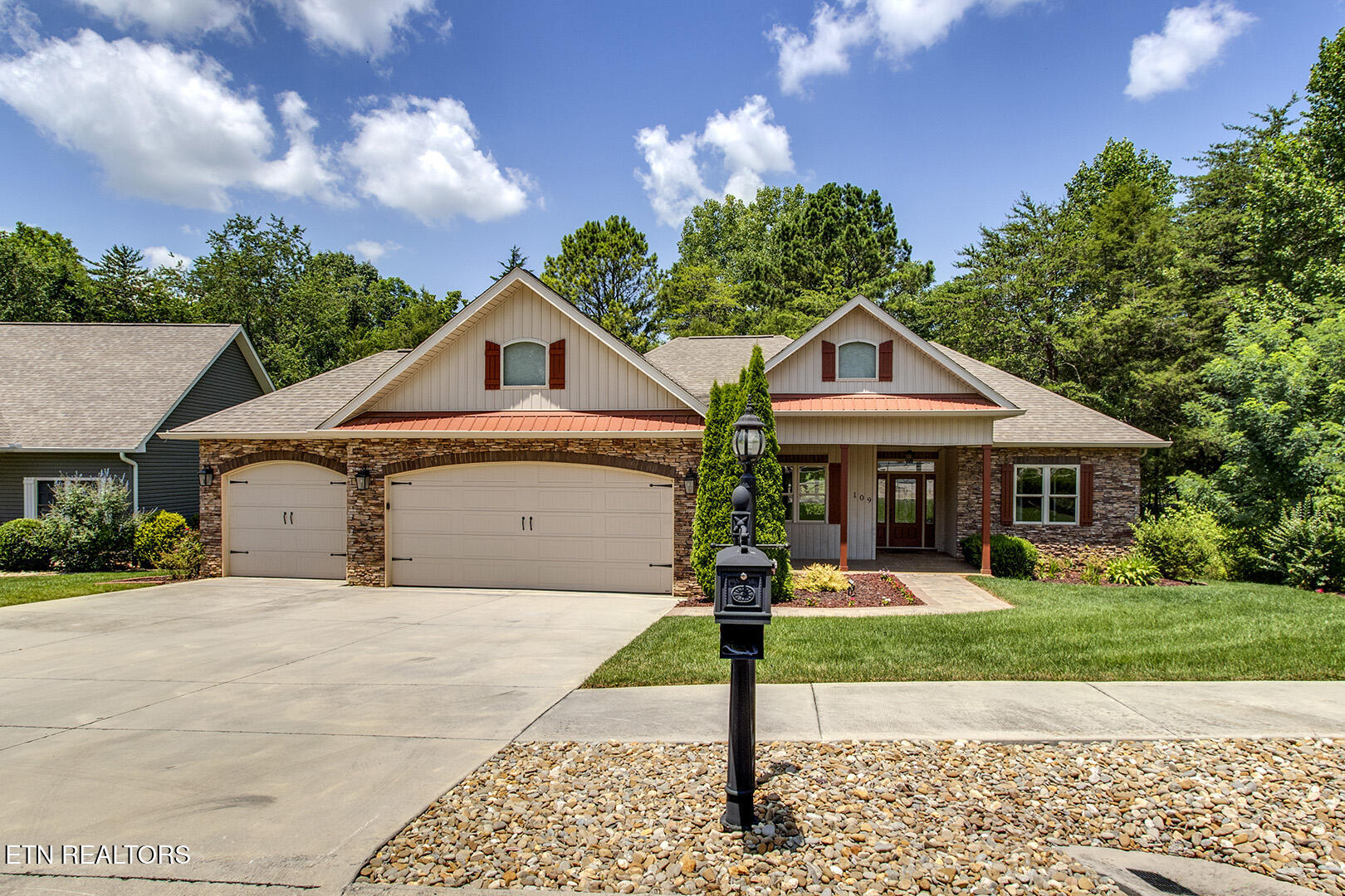 109 Gado Way Loudon TN 37774