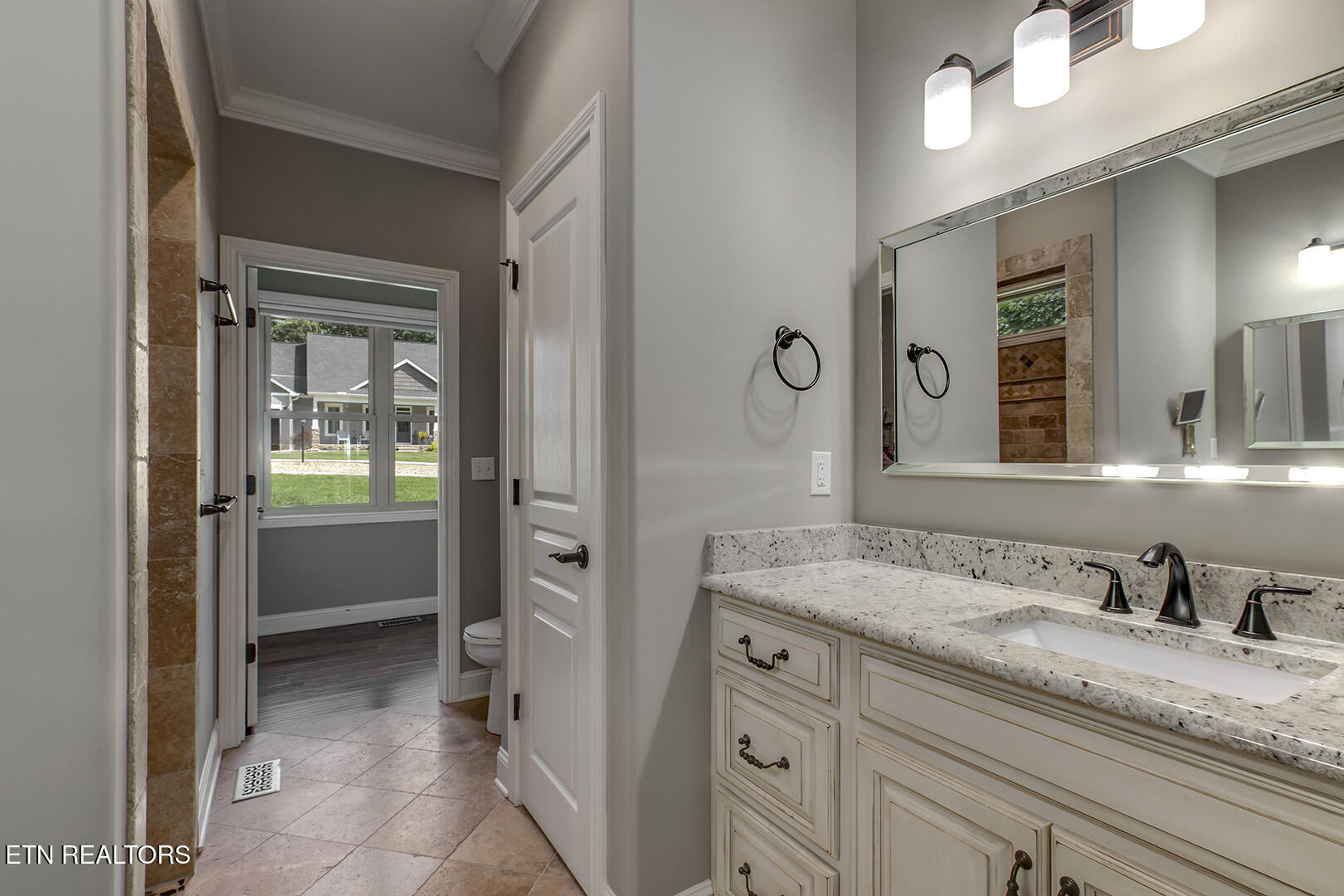 109 Gado Way Loudon TN 37774