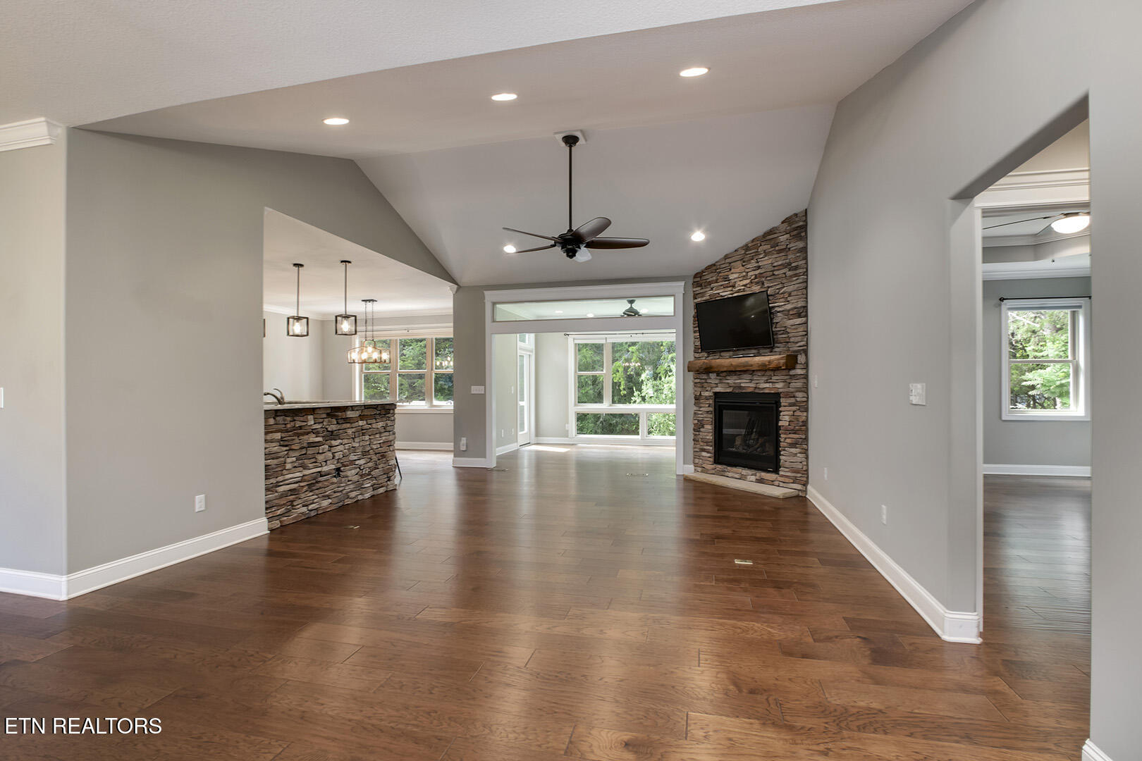 109 Gado Way Loudon TN 37774
