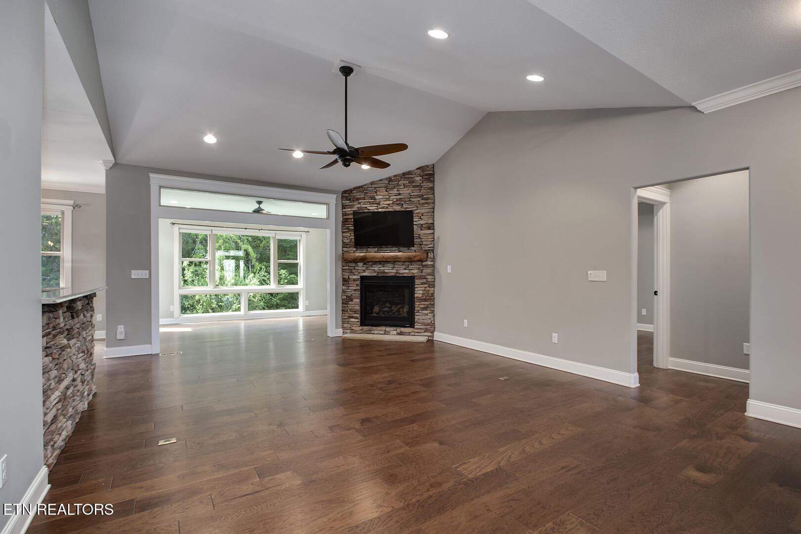 109 Gado Way Loudon TN 37774