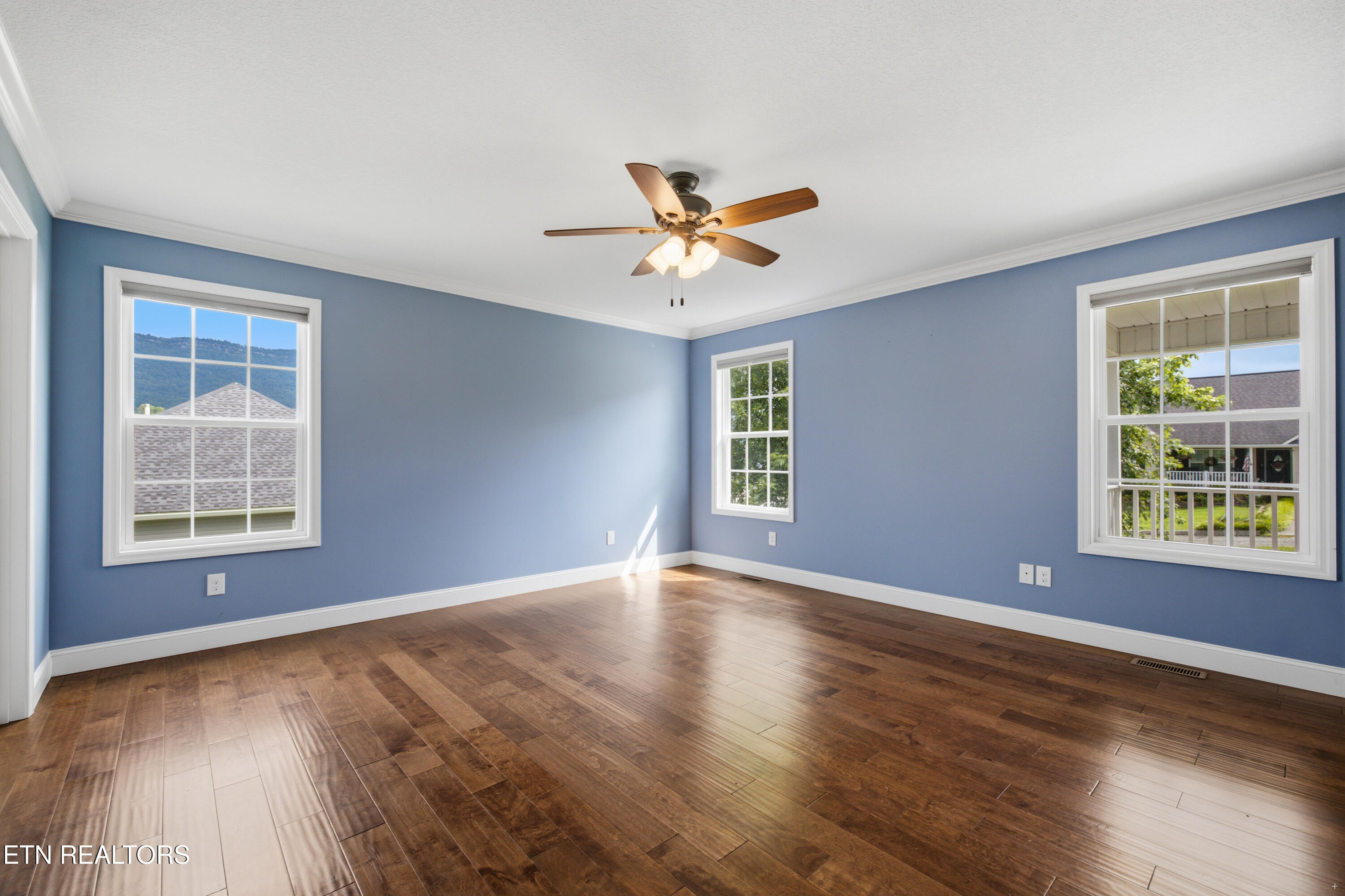 126 West Drive Lafollette TN 37766
