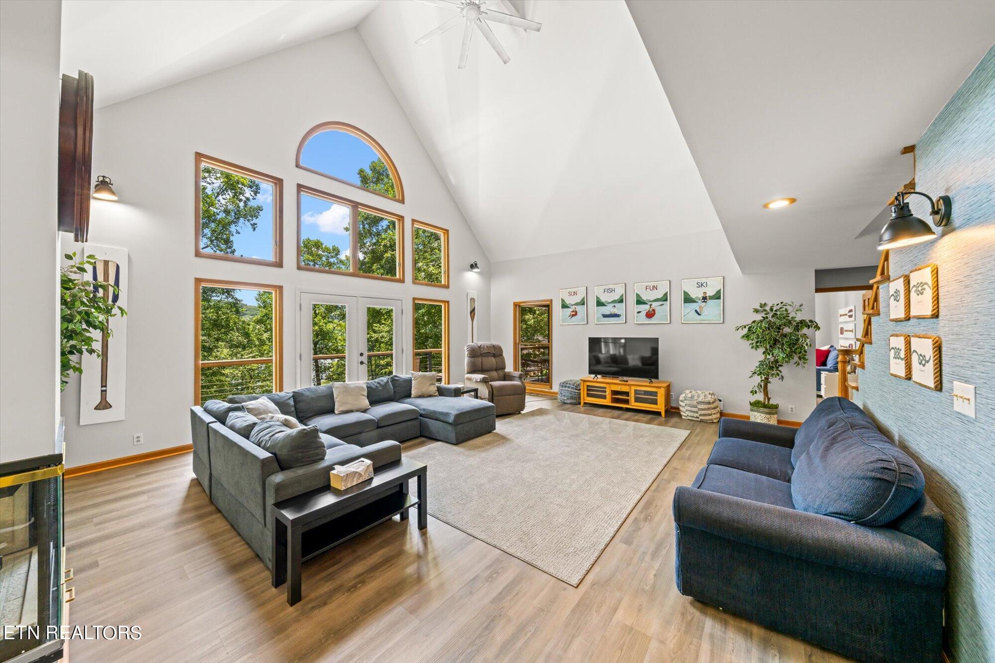 241 Bankwood Lane Lafollette TN 37766