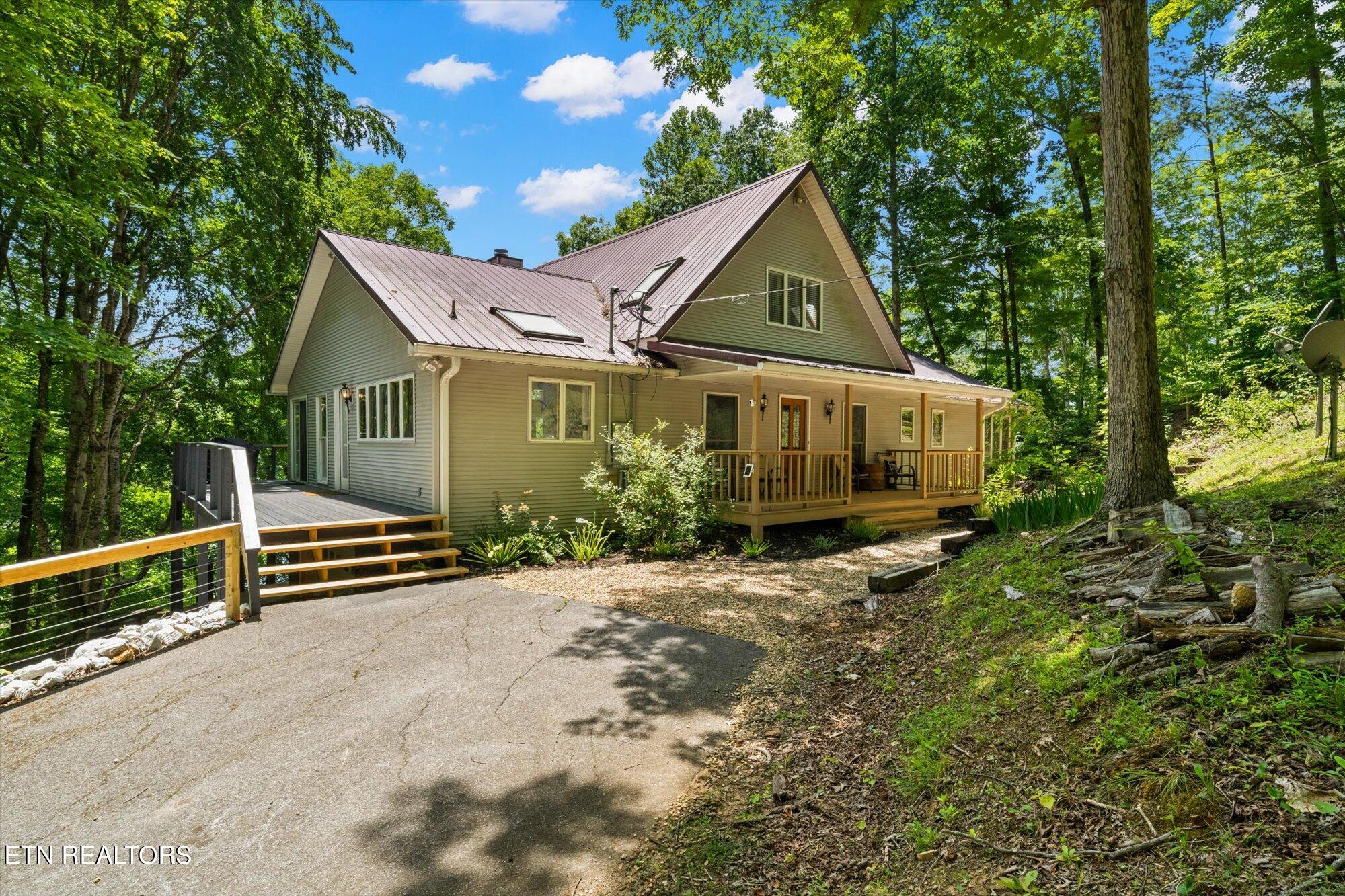 241 Bankwood Lane Lafollette TN 37766