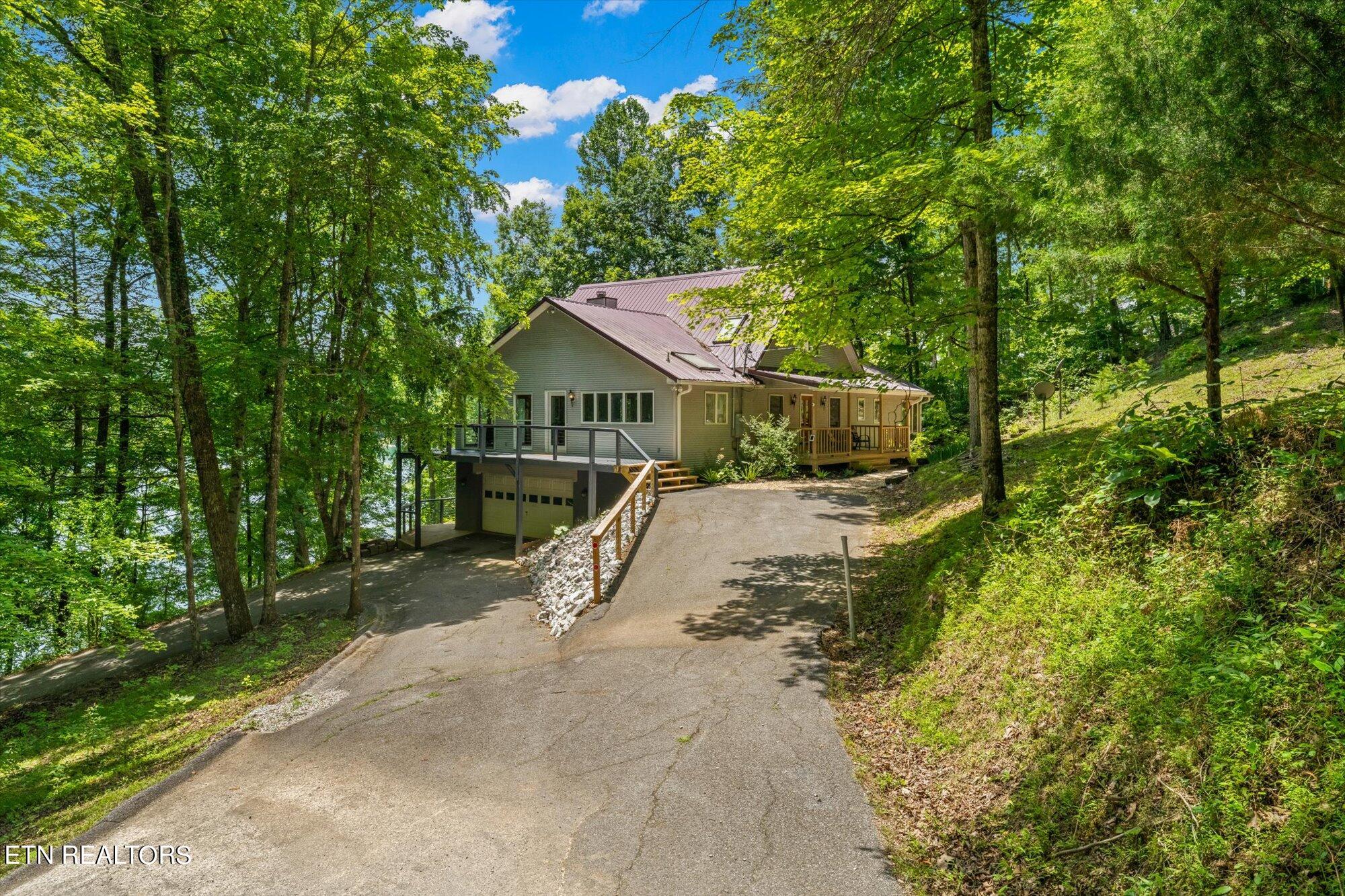 241 Bankwood Lane Lafollette TN 37766