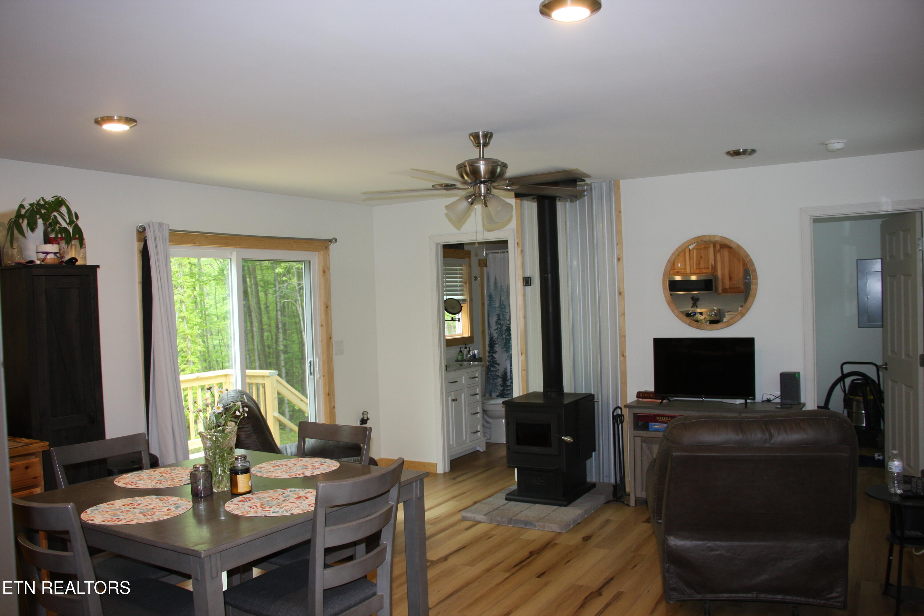 154 Copley Cemetery Road Jamestown TN 38556