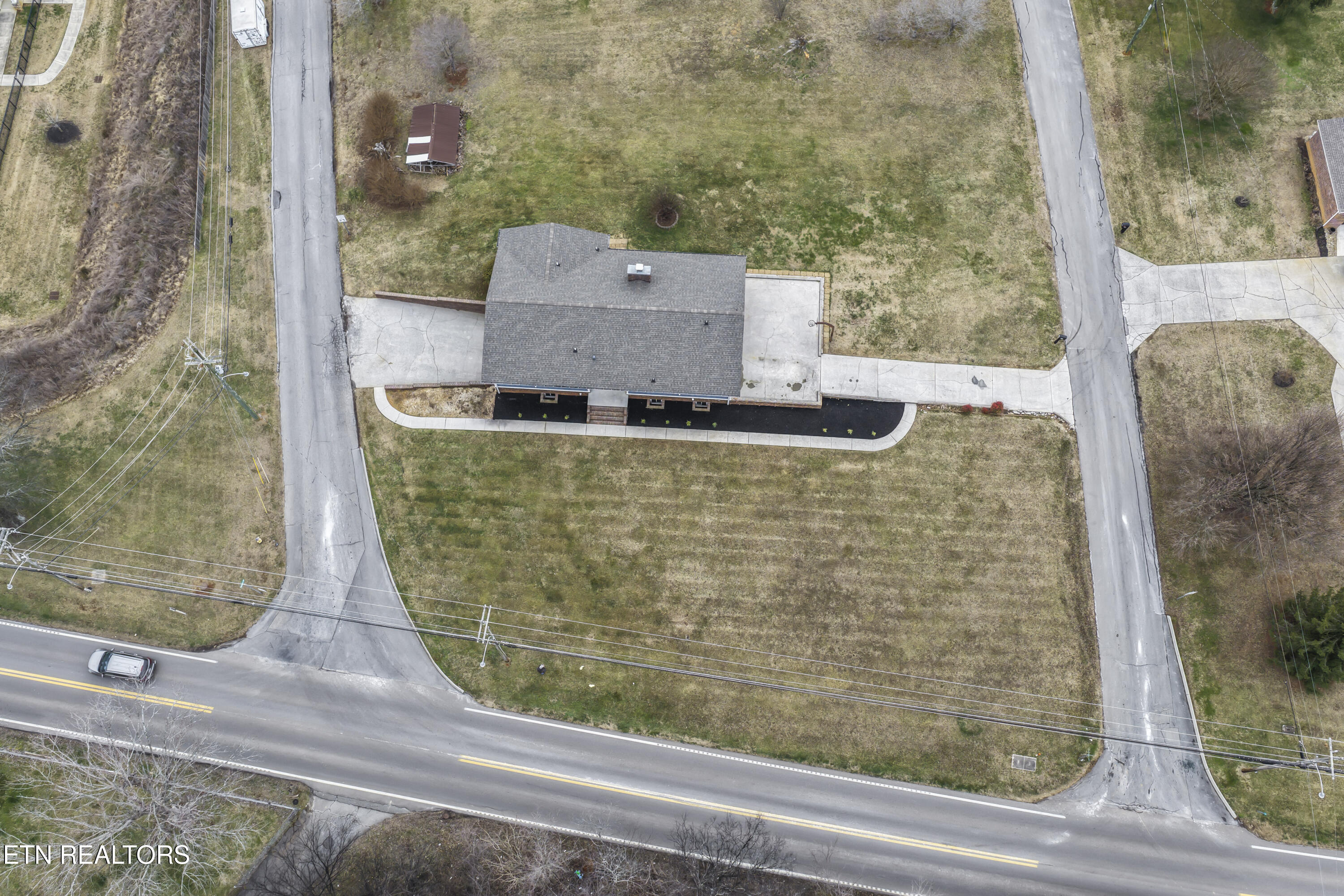 2572 Sevierville Road Maryville TN 37804