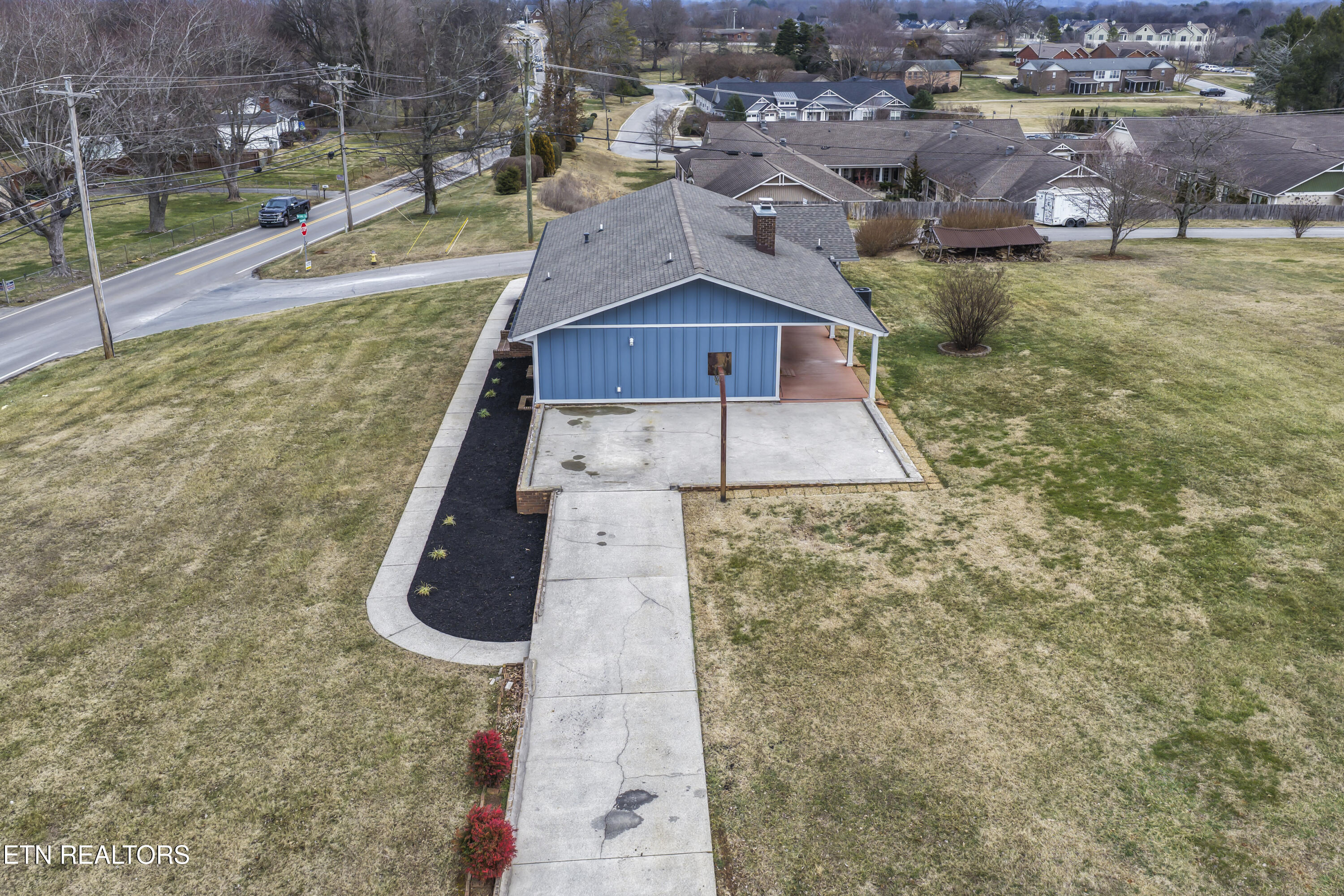 2572 Sevierville Road Maryville TN 37804