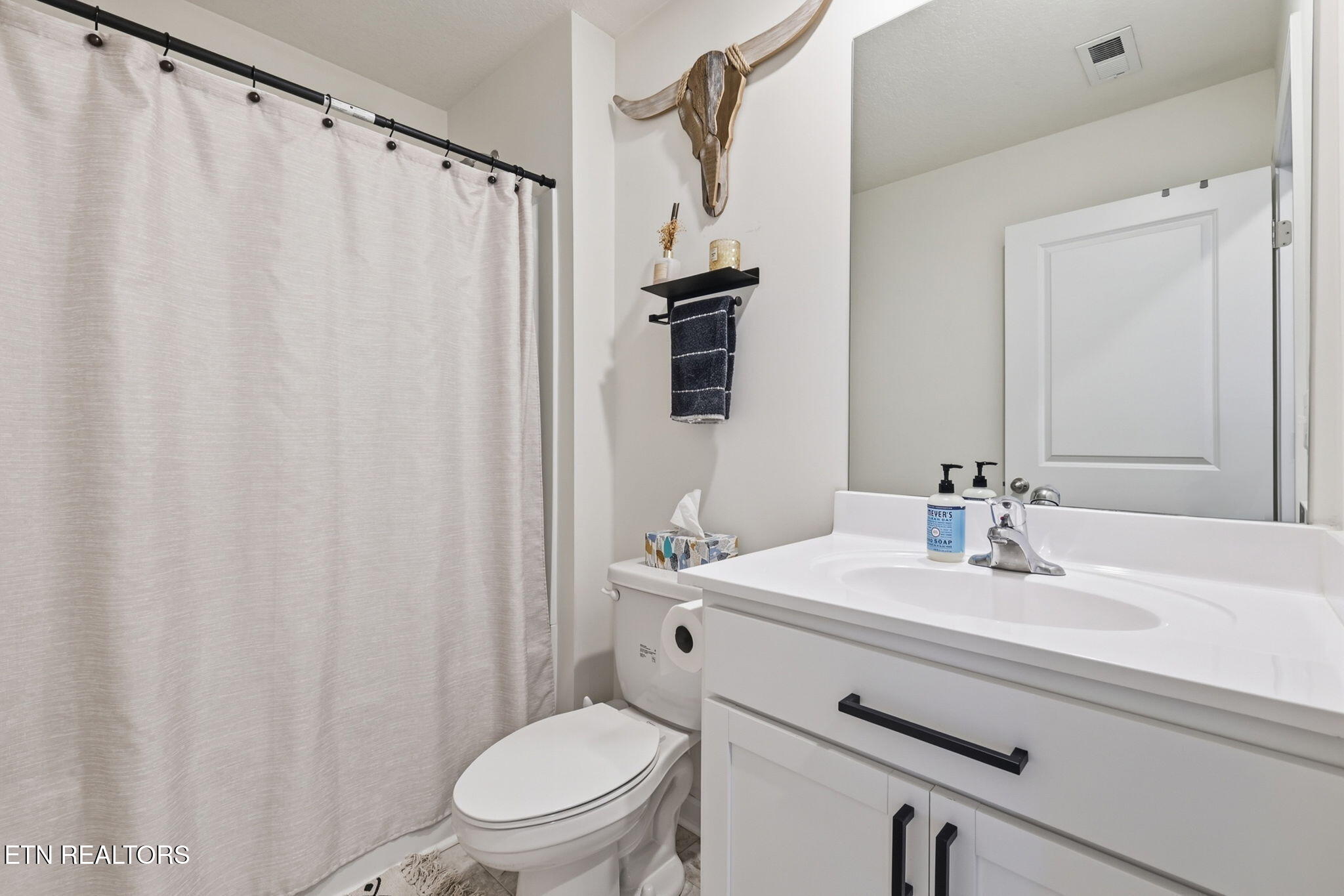 7523 Game Bird Street Corryton TN 37721