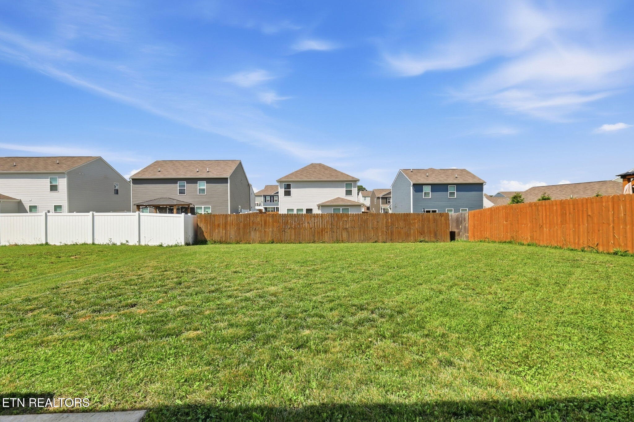 7523 Game Bird Street Corryton TN 37721