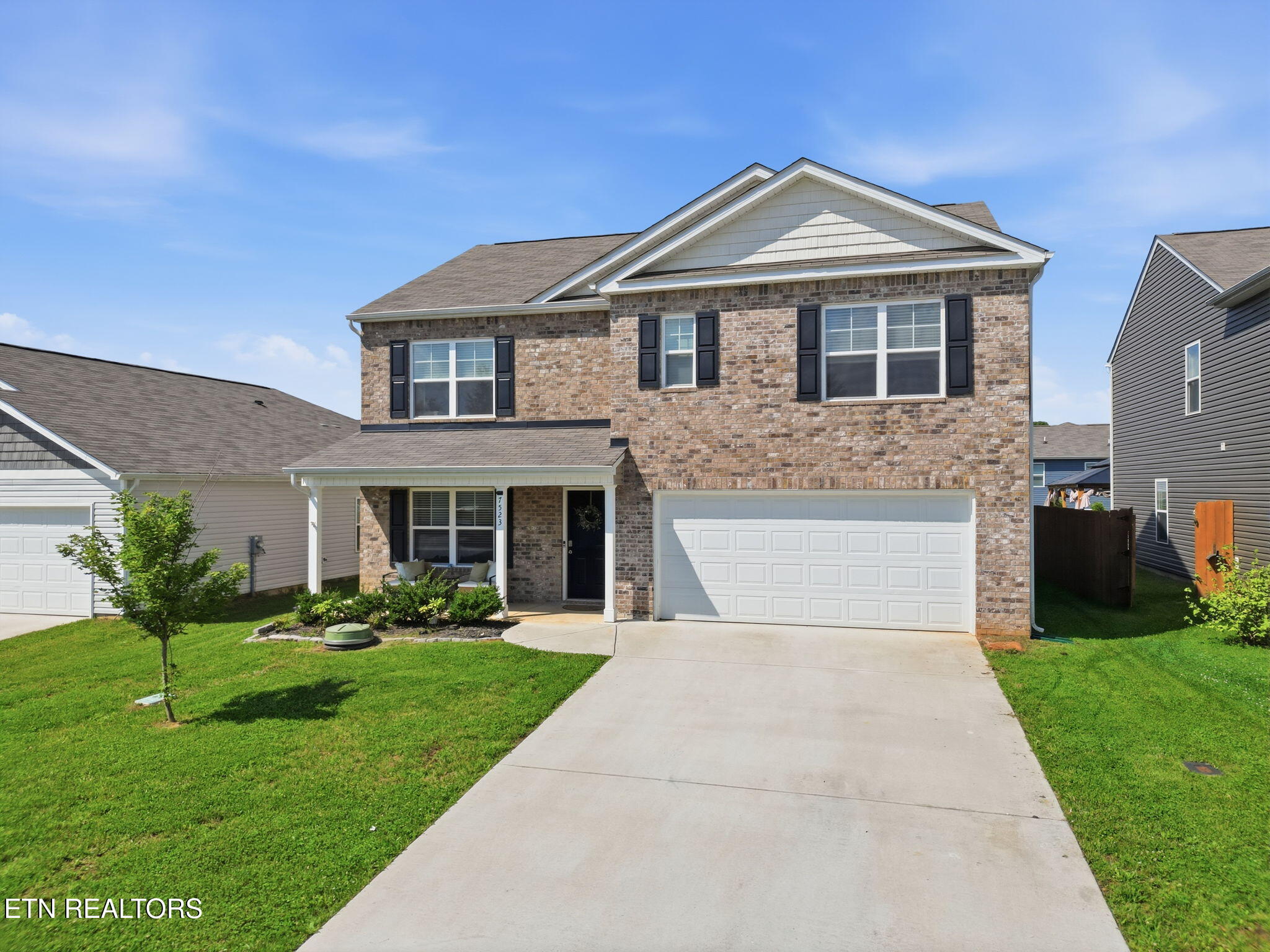 7523 Game Bird Street Corryton TN 37721