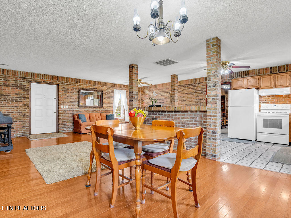 1000 Grandview Drive Lenoir City TN 37772