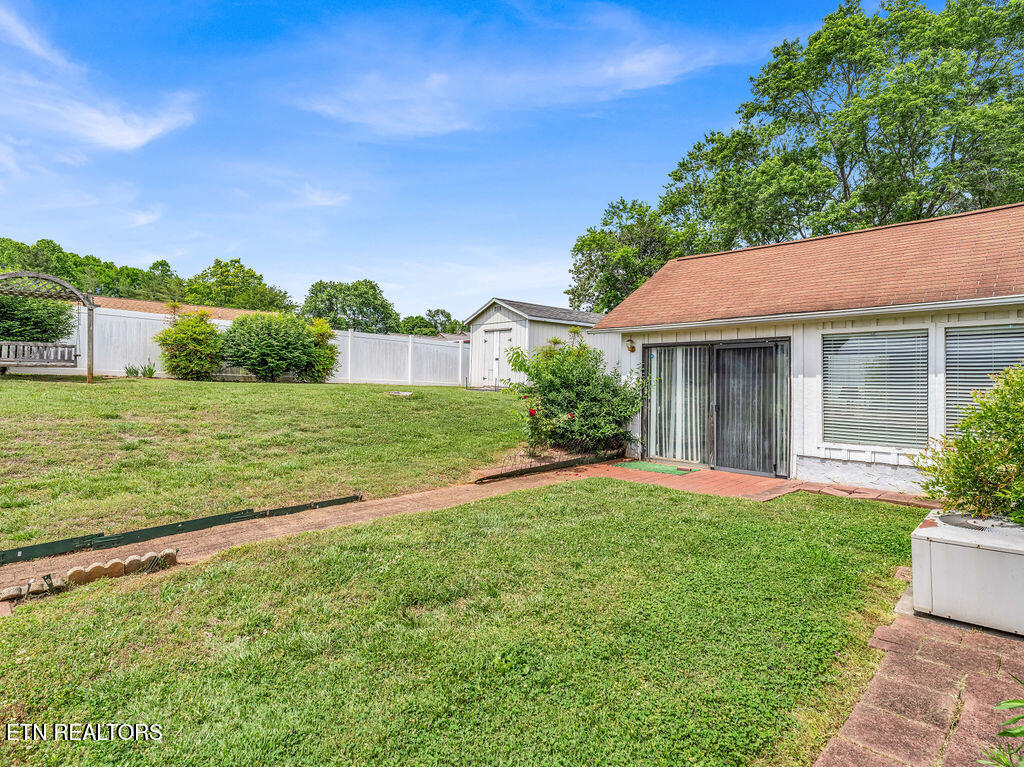 1000 Grandview Drive Lenoir City TN 37772