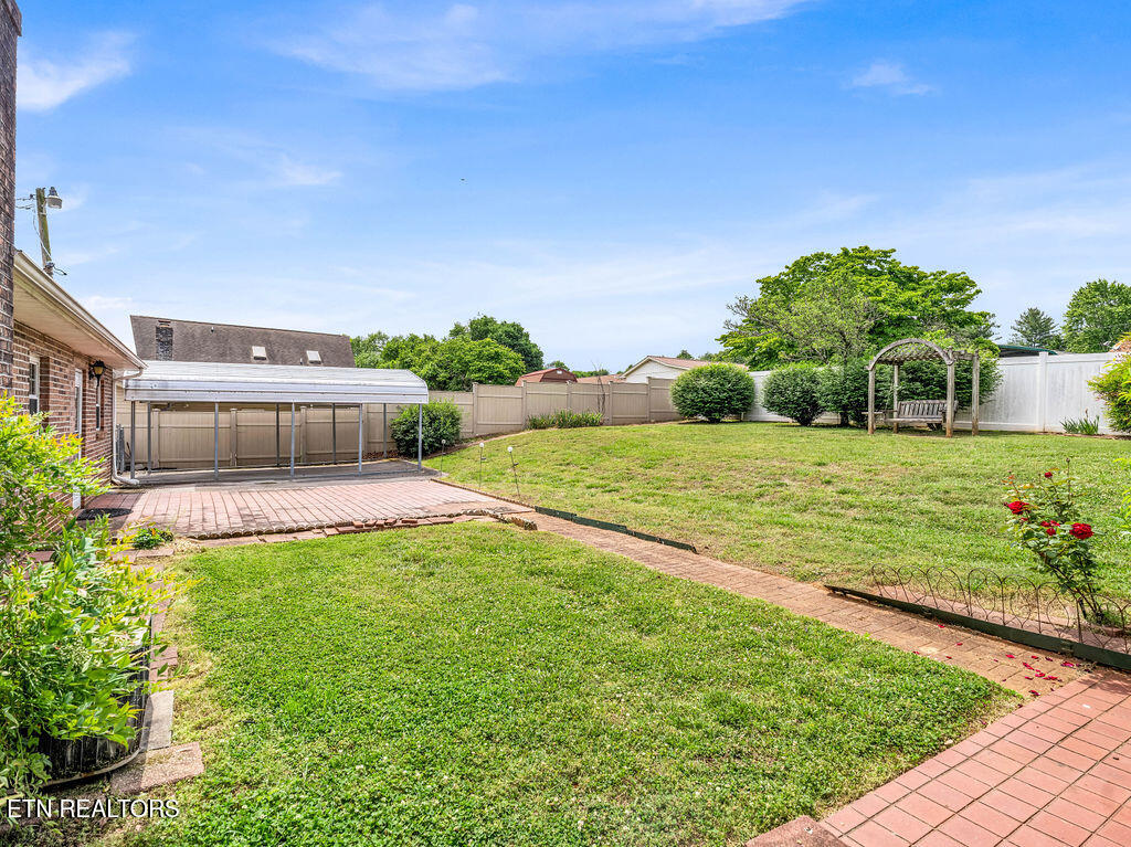 1000 Grandview Drive Lenoir City TN 37772
