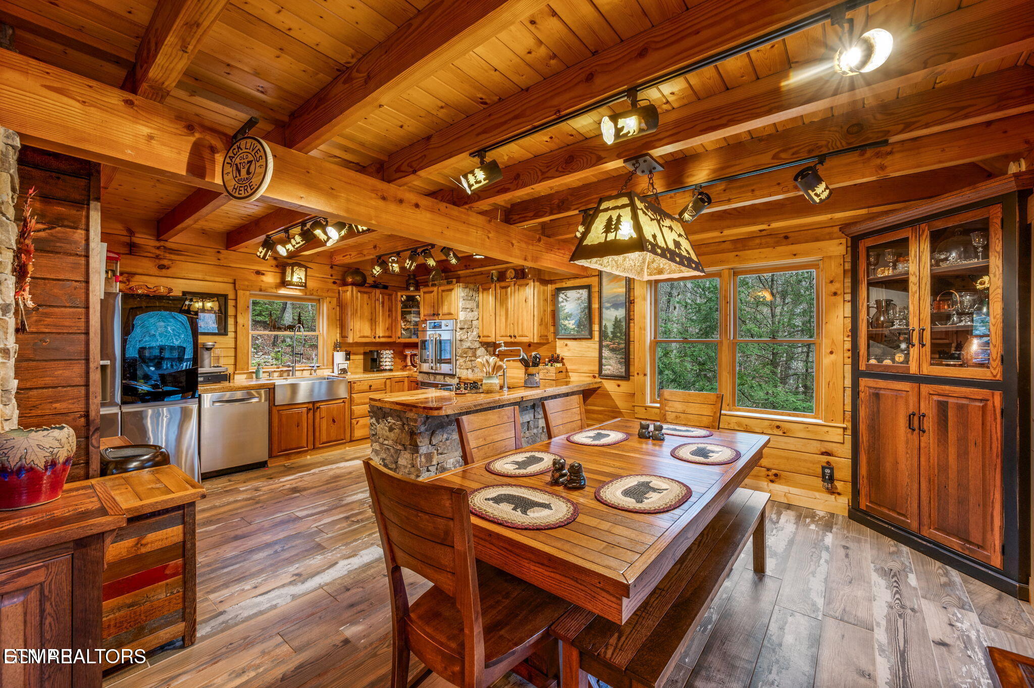 1903 Waters End Road Walland TN 37886