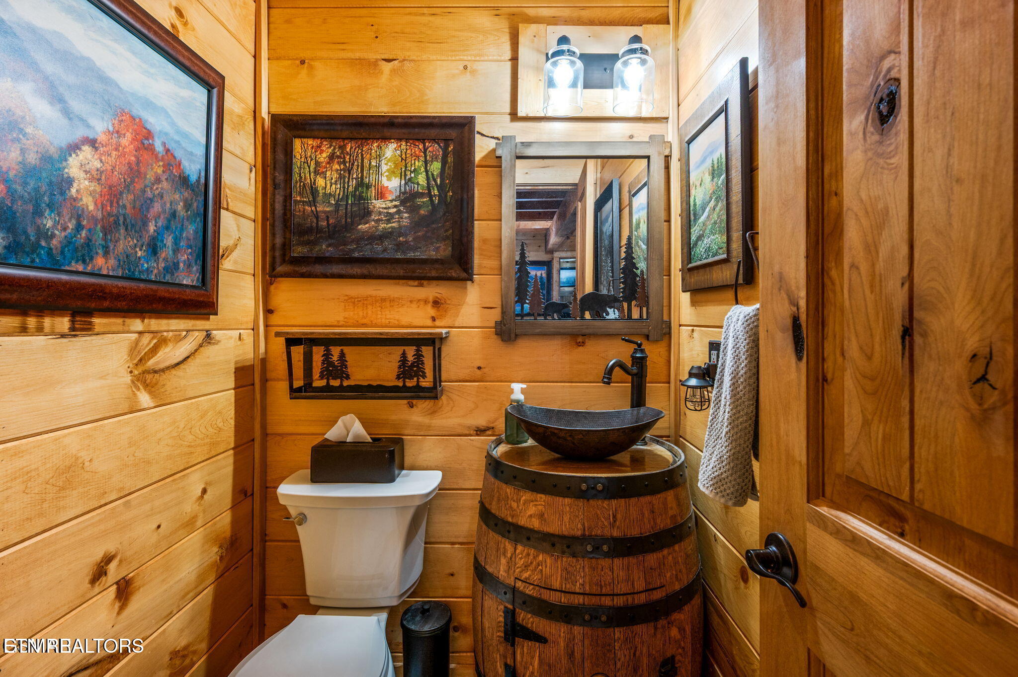 1903 Waters End Road Walland TN 37886