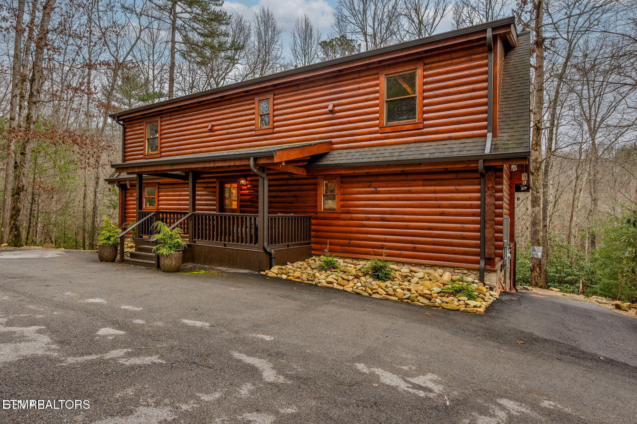 1903 Waters End Road Walland TN 37886