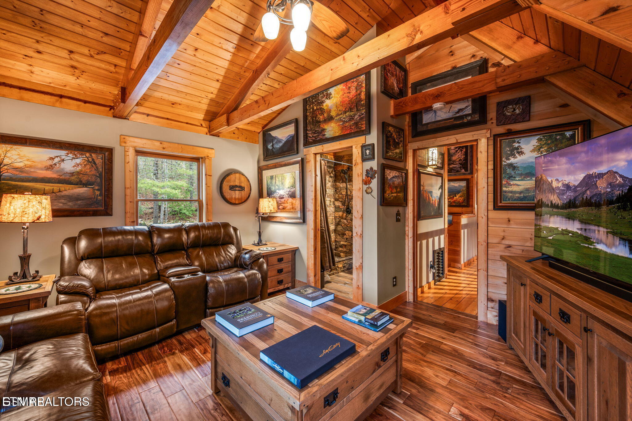 1903 Waters End Road Walland TN 37886