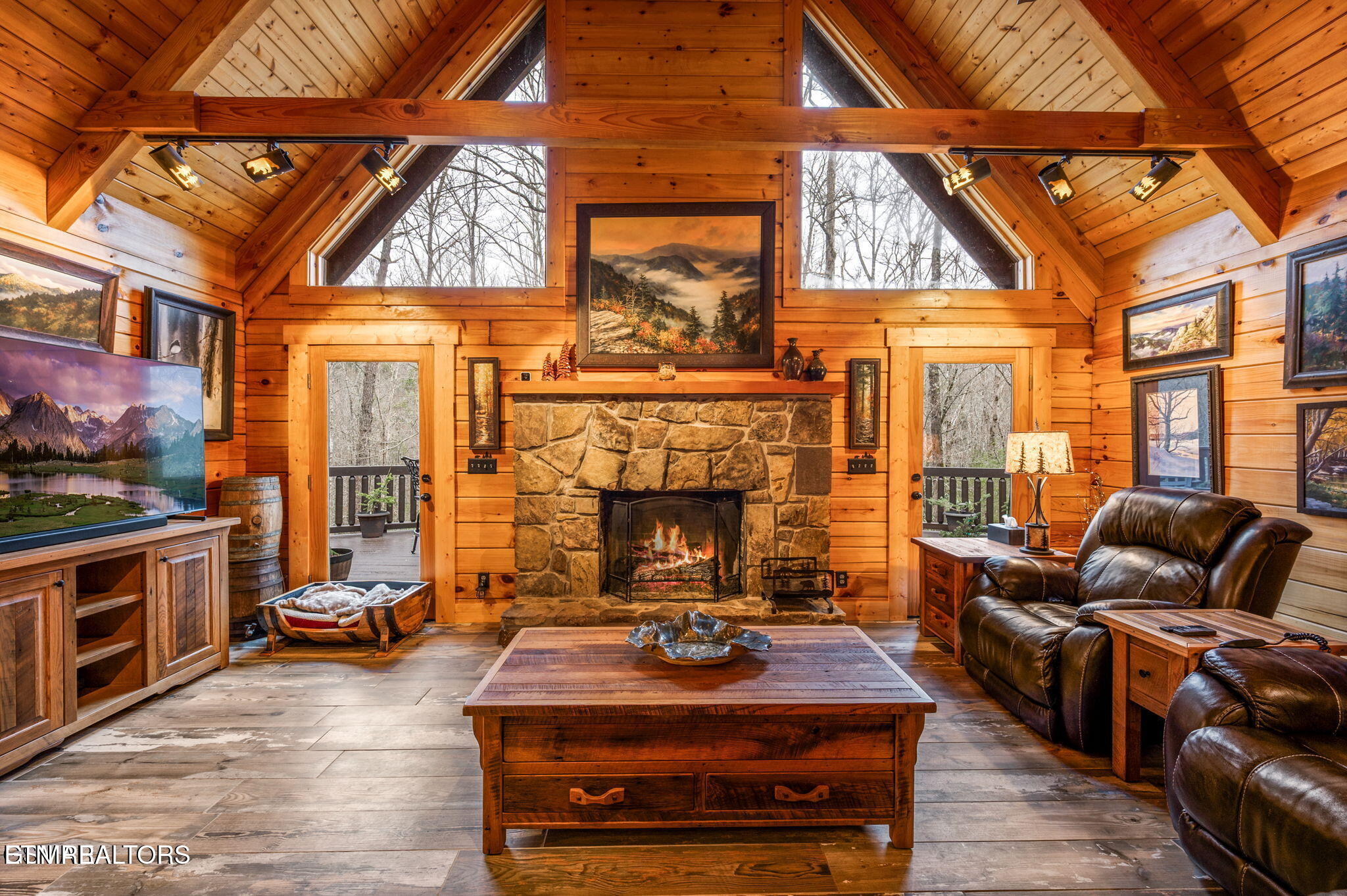 1903 Waters End Road Walland TN 37886