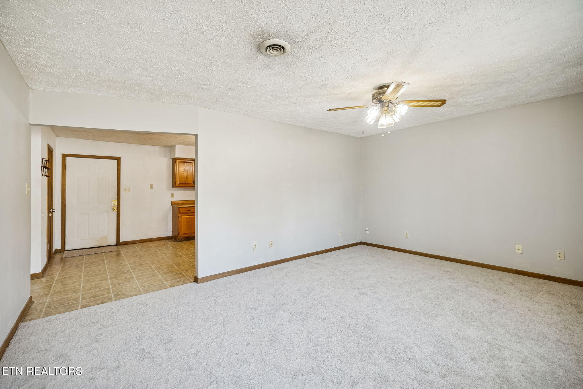 123 Jerry Cardin Lane Friendsville TN 37737