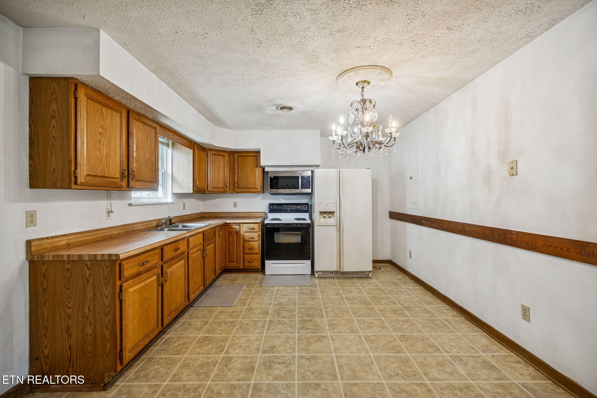 123 Jerry Cardin Lane Friendsville TN 37737
