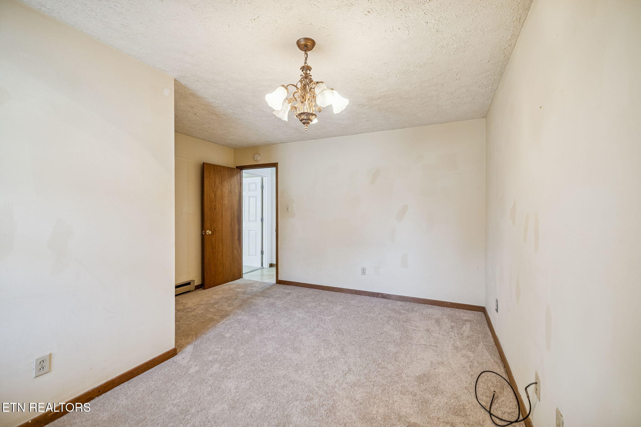 123 Jerry Cardin Lane Friendsville TN 37737