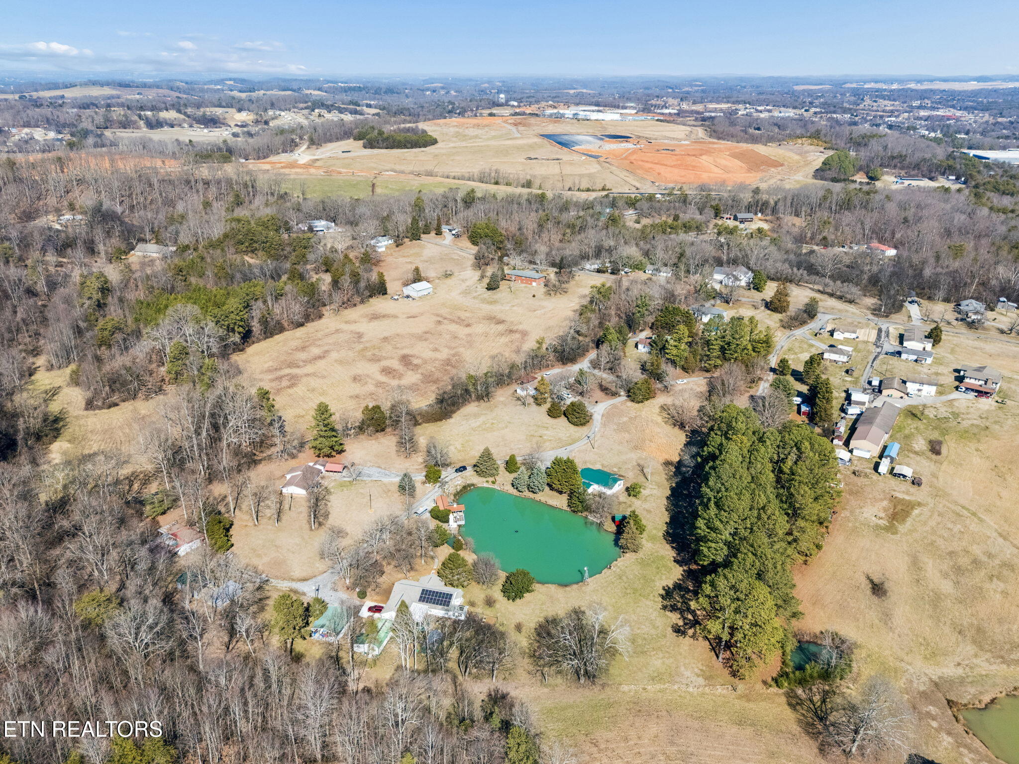 123 Jerry Cardin Lane Friendsville TN 37737